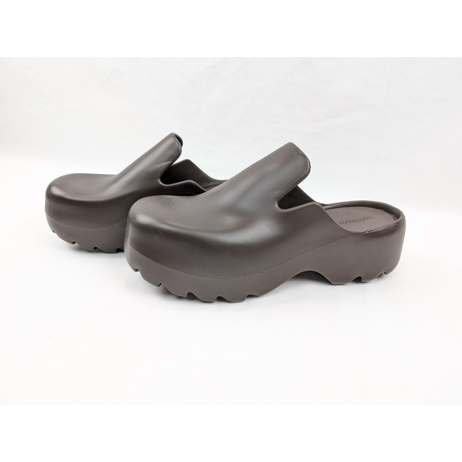 Bottega Veneta o1rshd1 Flash Slipper Rubber Gel Rubber Sandal in Fondant Size US 10 / EU 43 - 16 Thumbnail