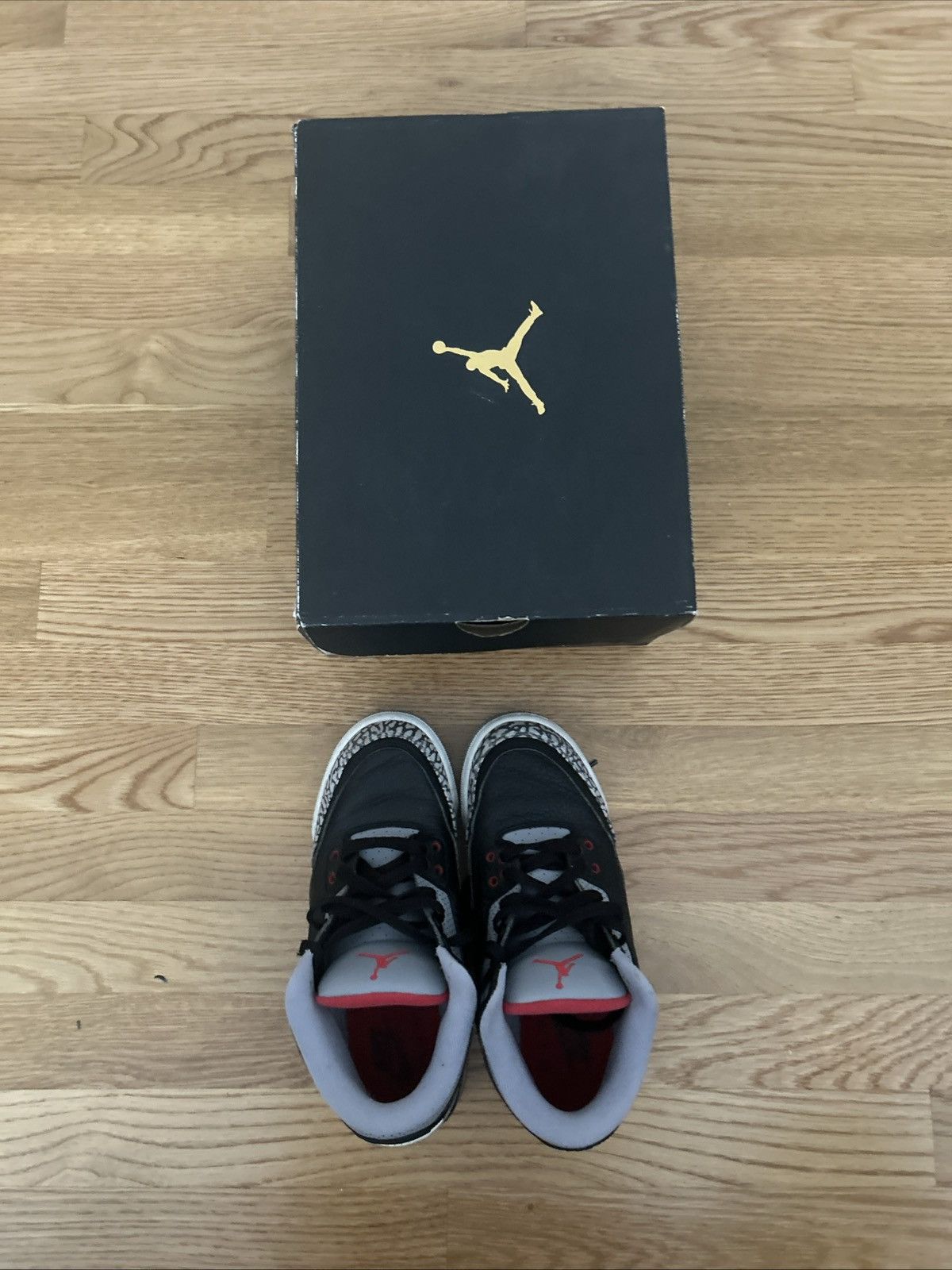 Jordan Brand × Nike Jordan 3 Black Cement 2018 gs Size US 5.5 / EU 38 - 6 Thumbnail