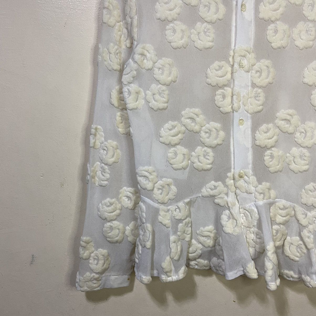 Tricot Comme des Garcons Comme des Garcons Tricot Flower Design Mesh Long Sleeve Tops Size M / US 6-8 / IT 42-44 - 3 Thumbnail