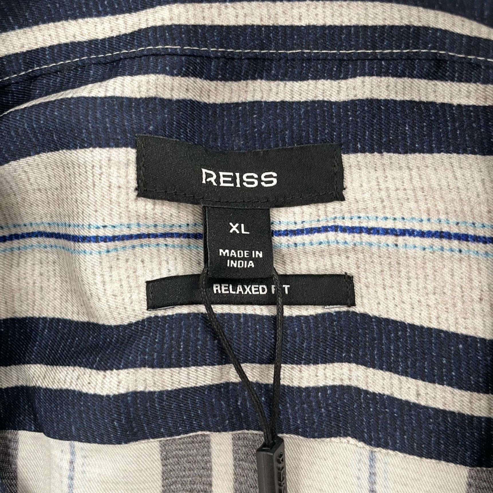 Reiss Reiss Shirt Adult XL White Navy Button Up Short Sleeve Wide Stripe Print Cuban Size US XL / EU 56 / 4 - 5 Thumbnail