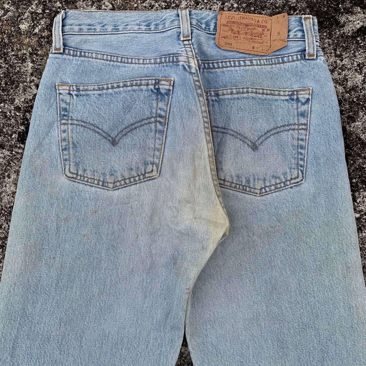 Levi's Vintage Clothing Vintage Levis 501 Fly Button Jeans Light Blue Wash Denim Size US 28 / EU 44 - 5 Thumbnail