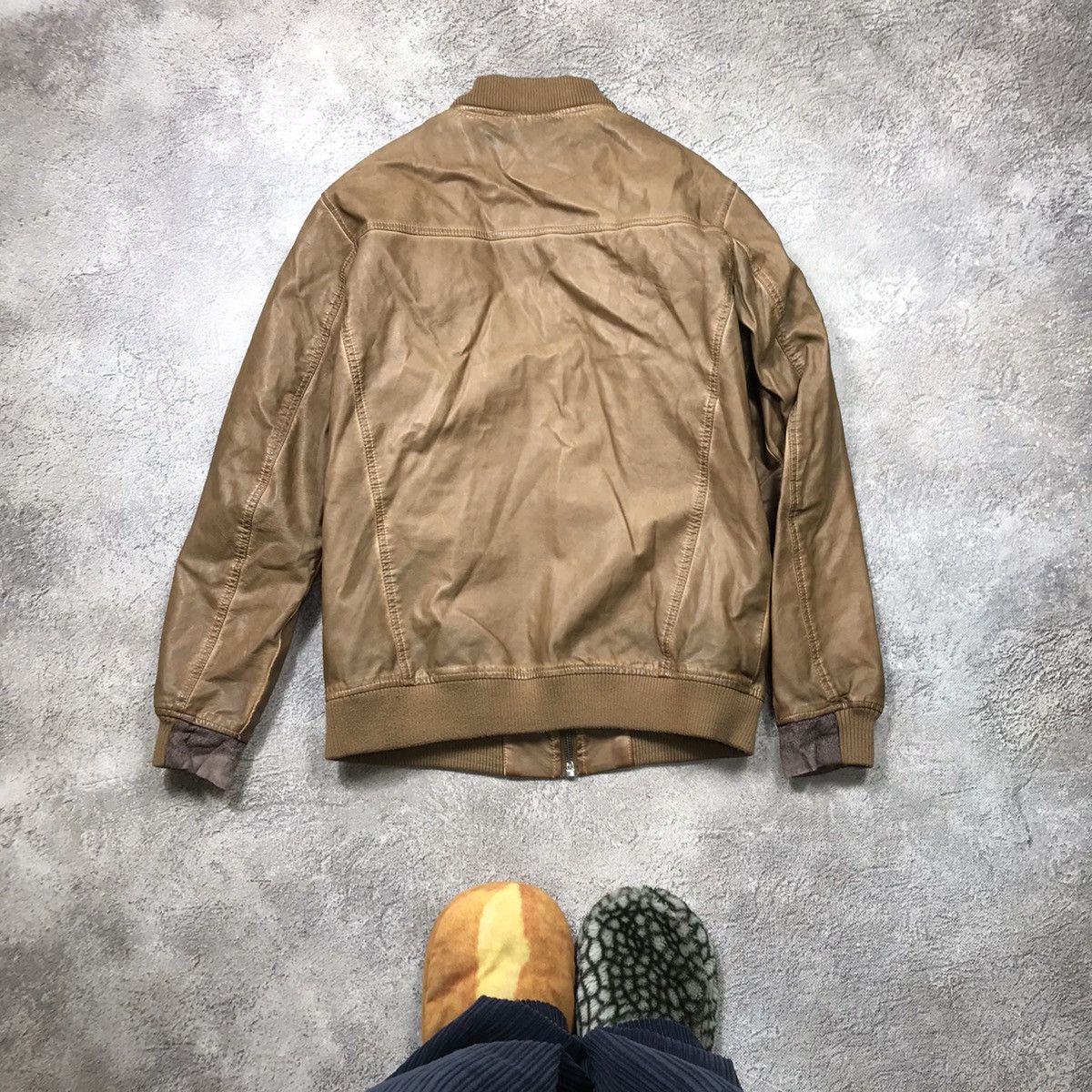 Vintage Vintage Y2K Tan Bomber Jacket Streetwear Casual 90s Baggy L Size US L / EU 52-54 / 3 - 6 Thumbnail