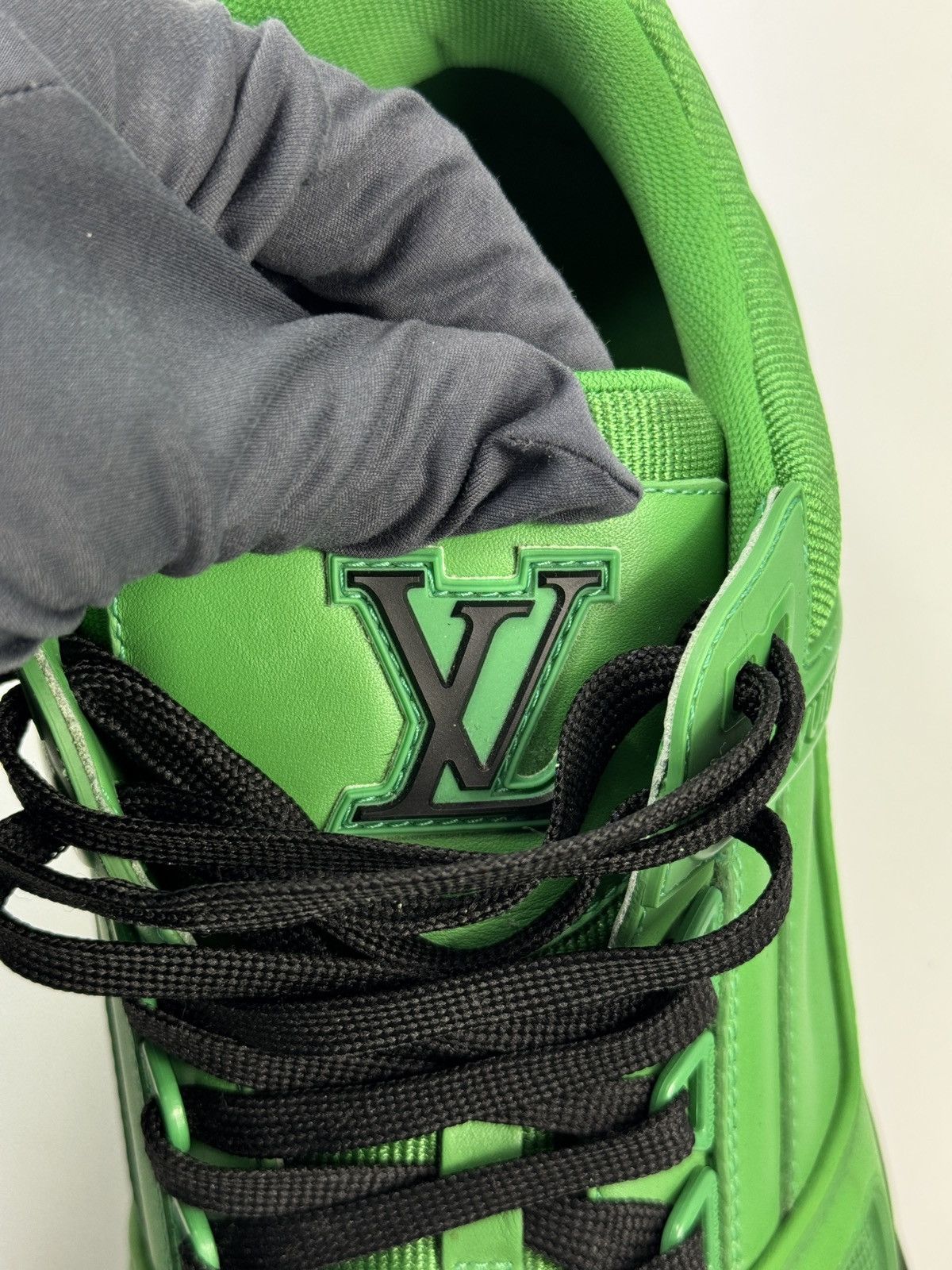 Louis Vuitton LOW TOP SNEAKERS Size US 8.5 / EU 41-42 - 7 Thumbnail