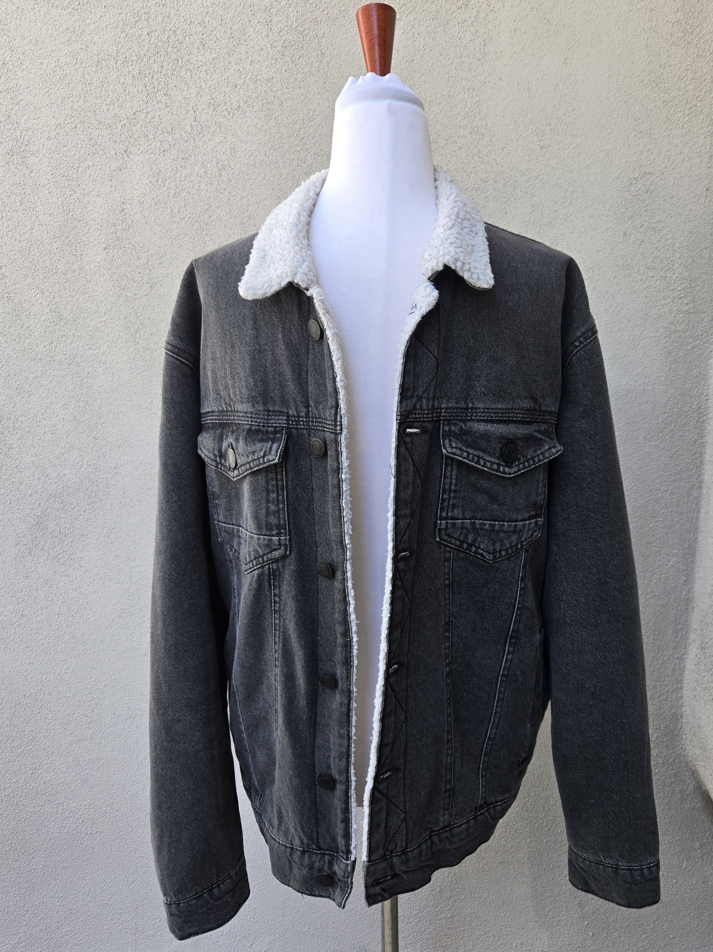 Other Sunrise Kingdom Faded Black Denim Sherpa Jean Jacket Size US M / EU 48-50 / 2 - 1 Thumbnail