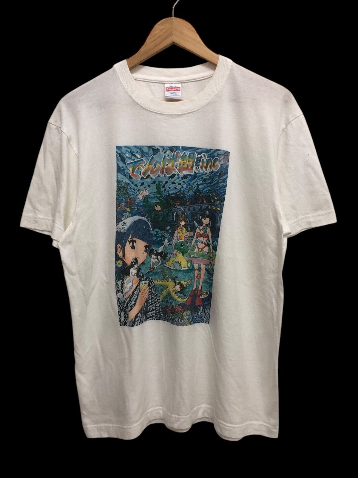 Anime × Band Tees × Japanese Brand JPOP 🔥 DENPAGUMI INC BON DE FESTA ANIME GRAPHICAL PROMO TEE Size US L / EU 52-54 / 3 - 1 Thumbnail