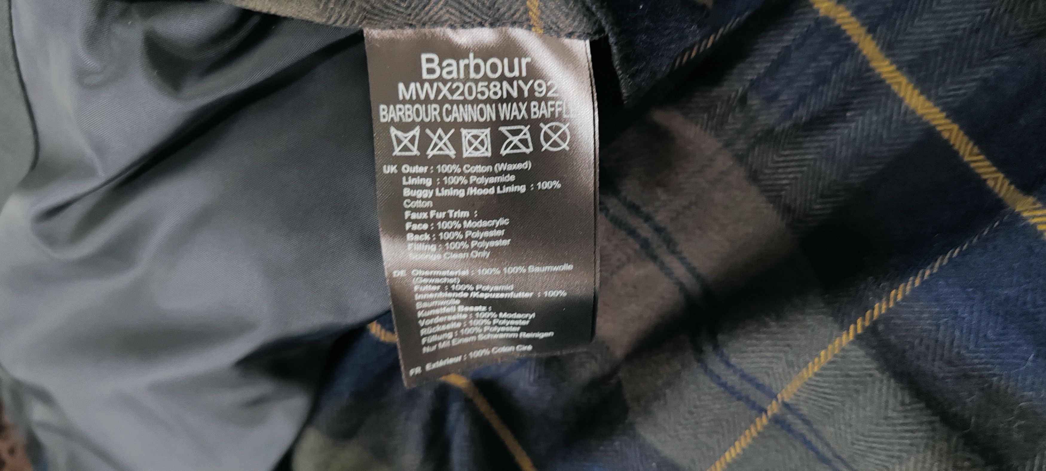 Barbour Veste à capuche Barbour Cirée / matelassée Baffle Tg:M Size US M / EU 48-50 / 2 - 16 Thumbnail