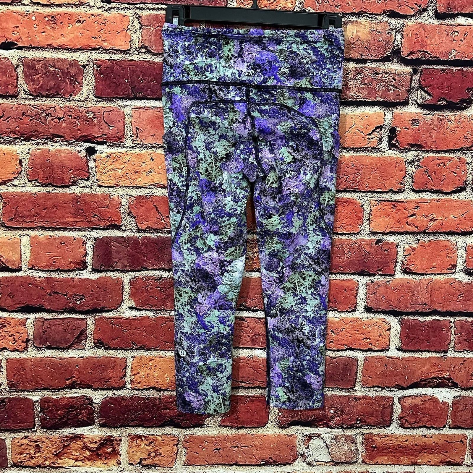 Lululemon lululemon leggings size 4 Size 27" / US 4 / IT 40 - 6 Thumbnail