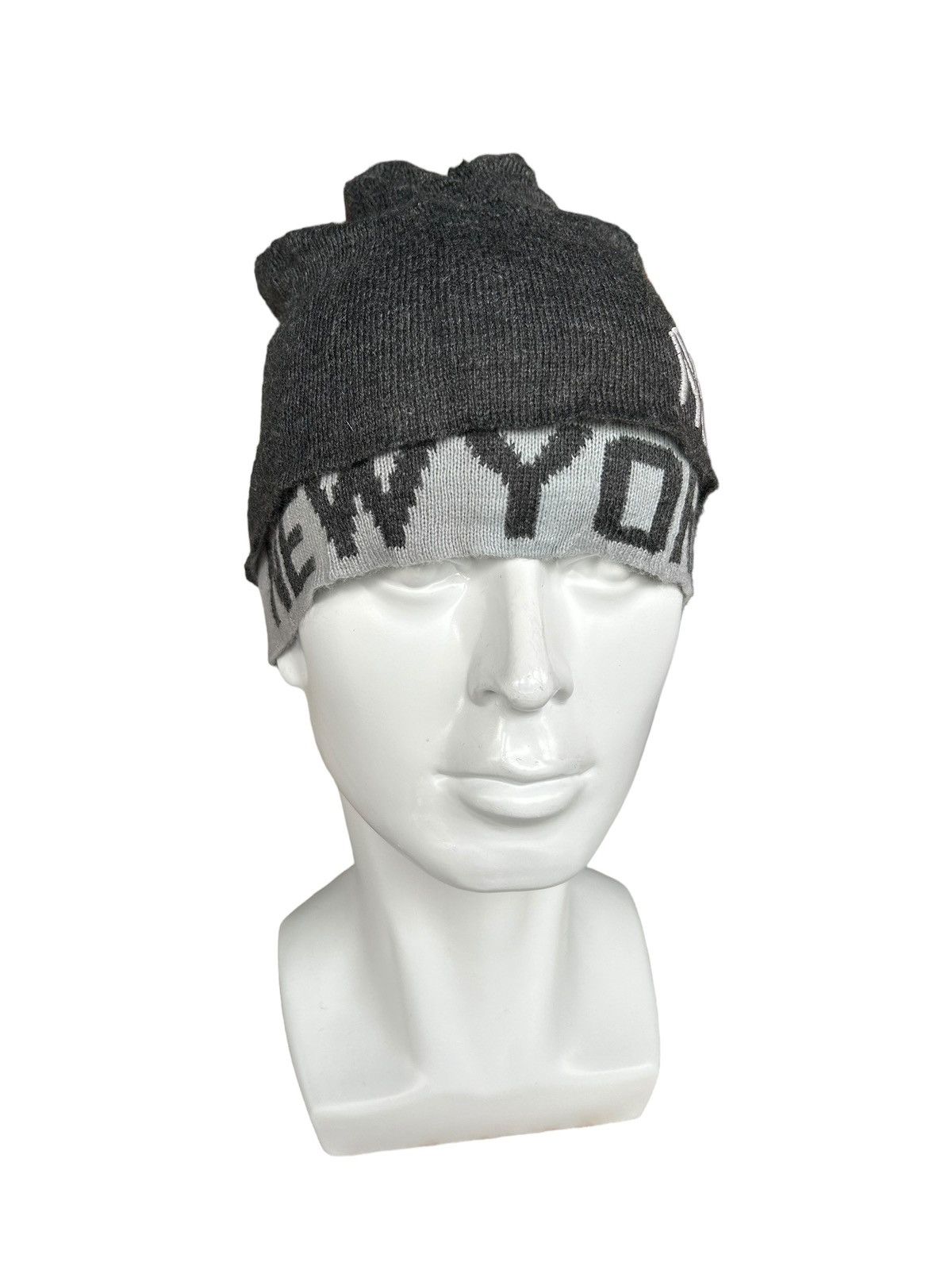 20471120 × Japanese Brand × New York Yankees Vintage Y2k Two Layers NY Beanie Hats Size ONE SIZE - 2 Thumbnail