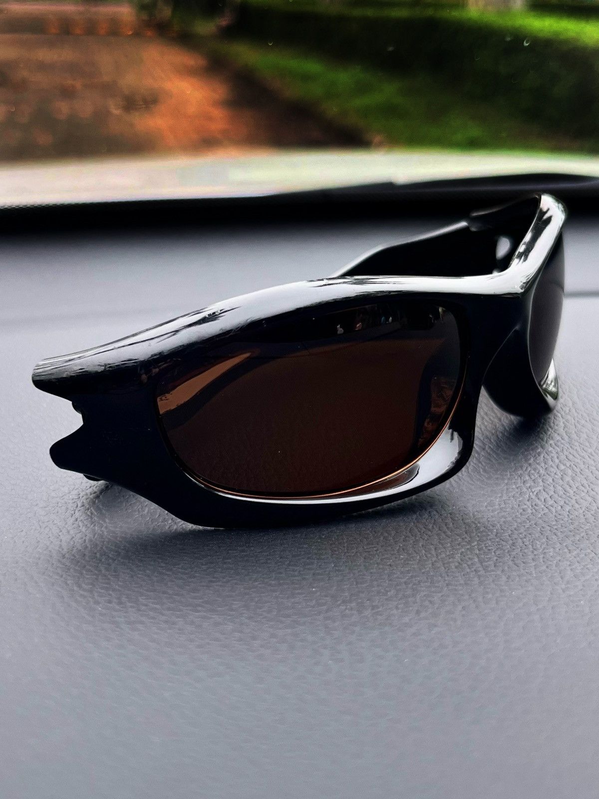 Oakley Oakley Monster Dog Sunglasses Size 32 - 3 Thumbnail