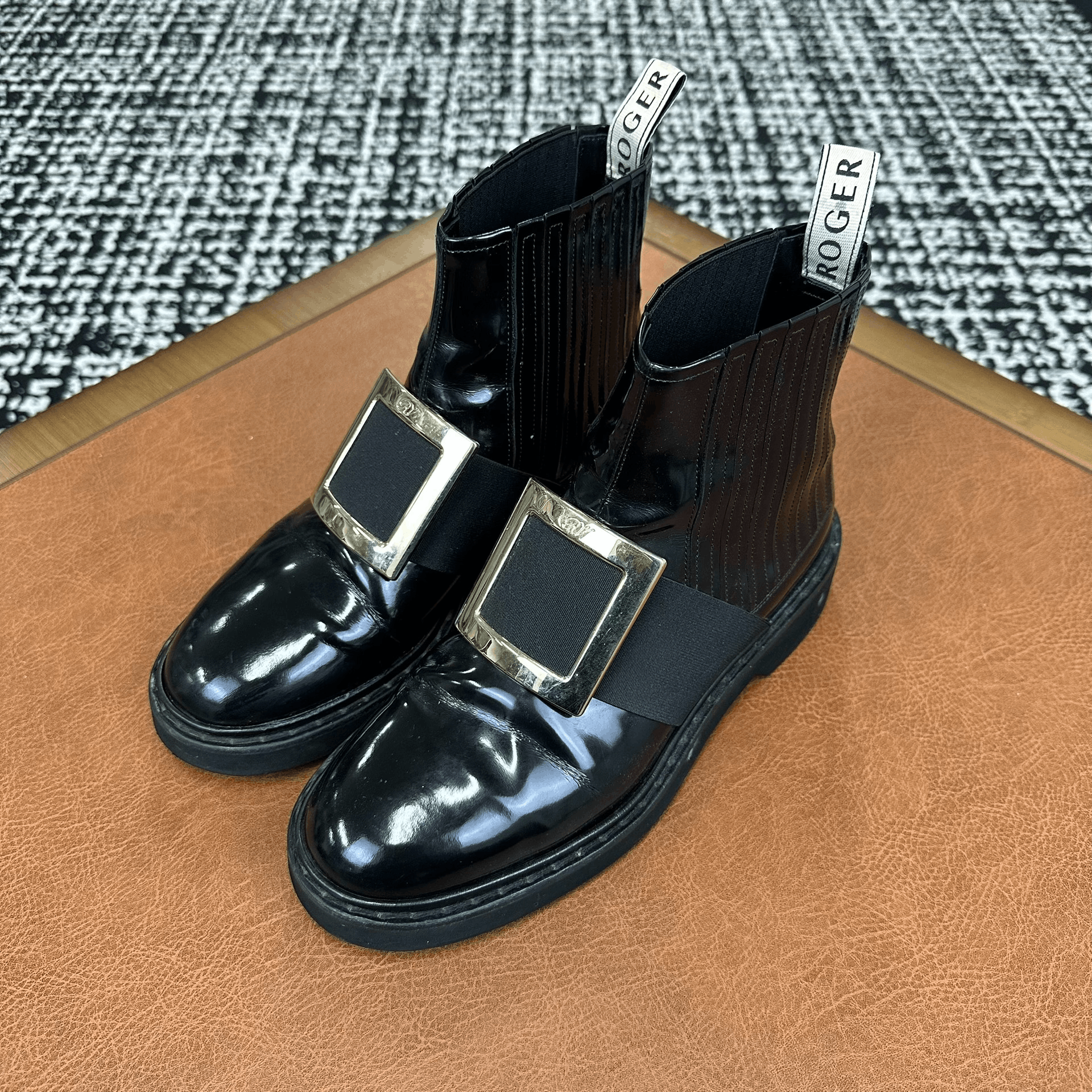 Roger Vivier Roger Vivier Retro Black Boots it_38 Women Size US 8 / IT 38 - 1 Thumbnail