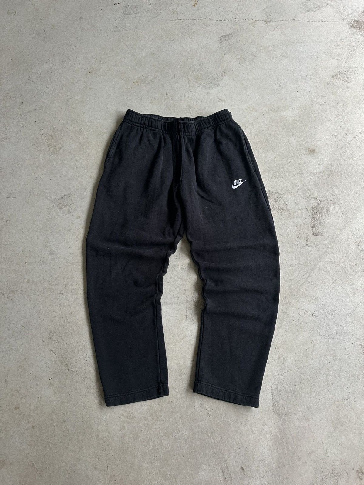 Nike Vintage Nike Sweatpants Size US 34 / EU 50 - 1 Thumbnail
