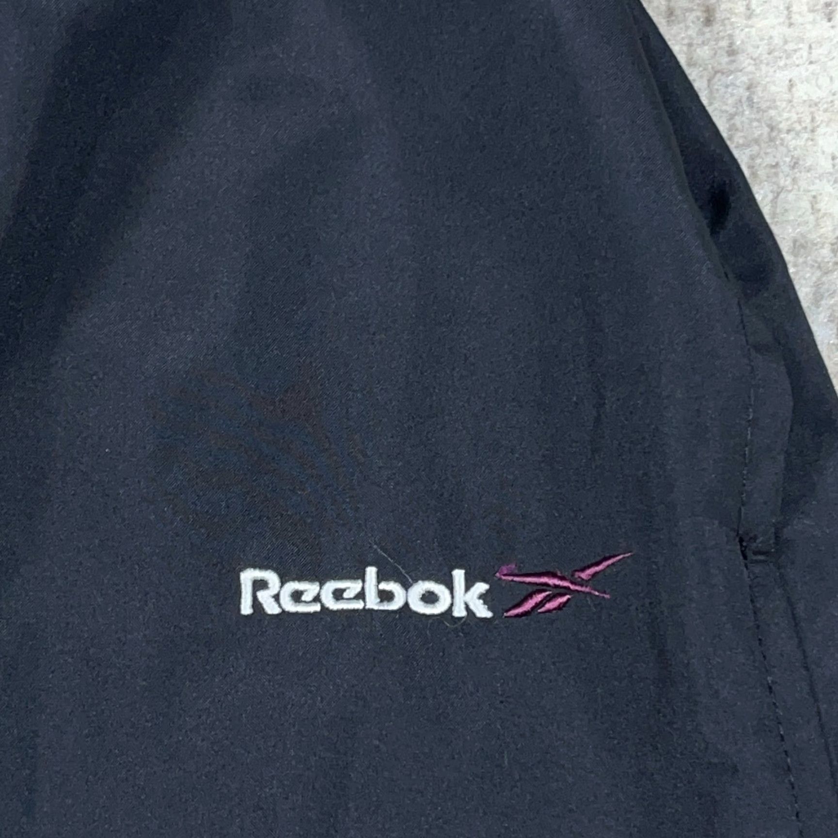 Reebok VINTAGE Reebok Pants Women M Black Windbreaker Track Joggers Y2K Lined Size 32" / US 10 / IT 46 - 6 Thumbnail
