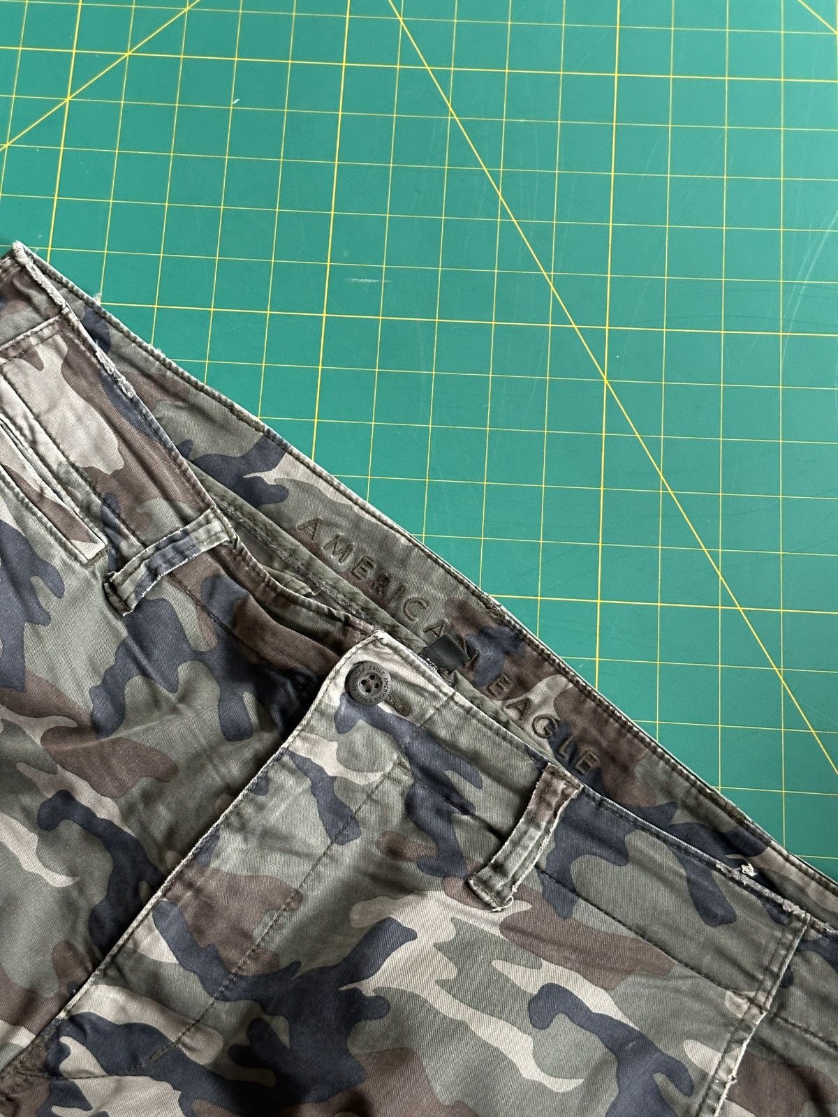 American Eagle Outfitters Cargo Pants Size US 40 / EU 56 - 3 Thumbnail