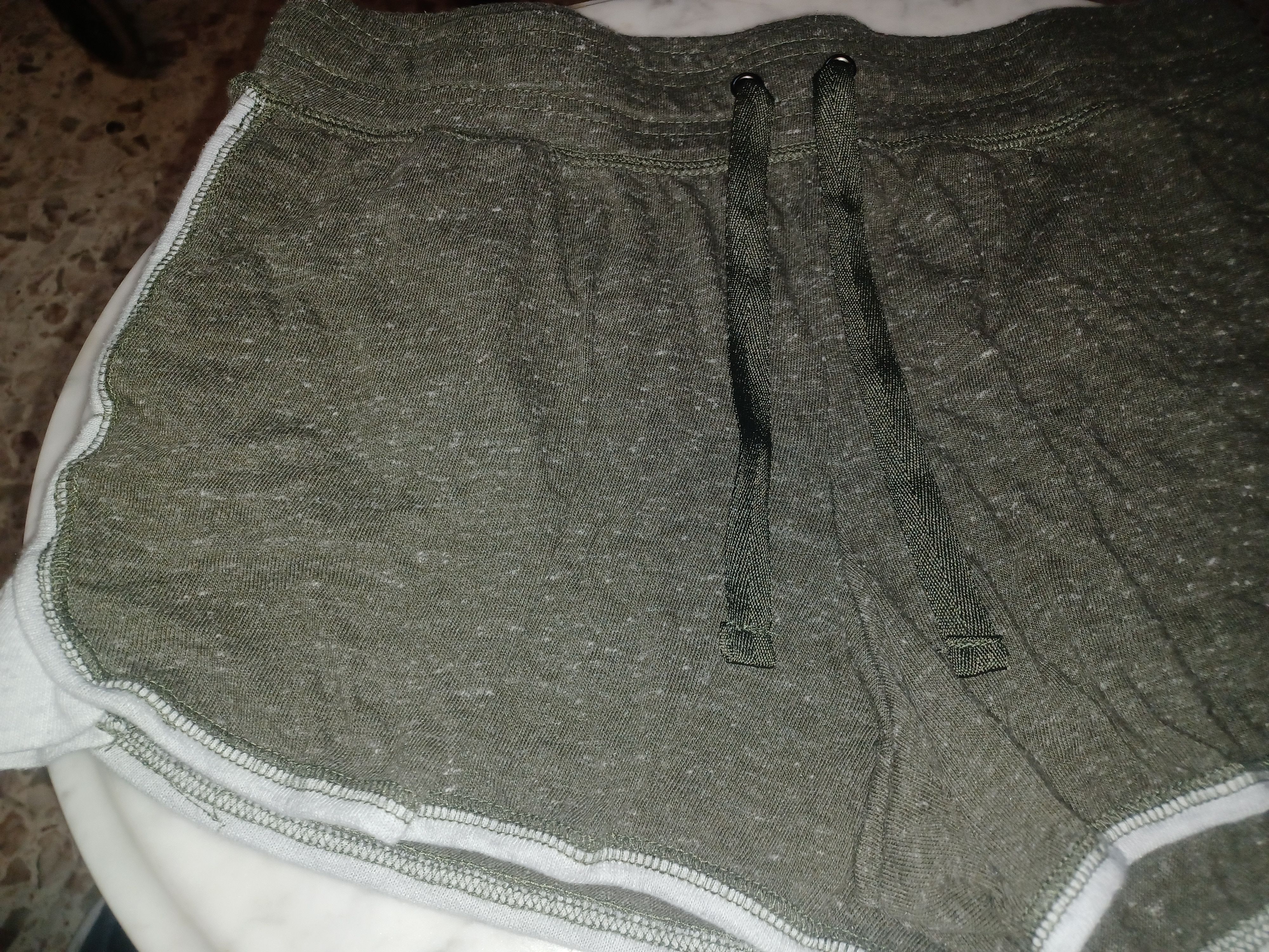 Athletic Works Athletic Women's Running Shorts L (12-14) Grayish Green Size 34" / US 12 / IT 48 - 2 Thumbnail