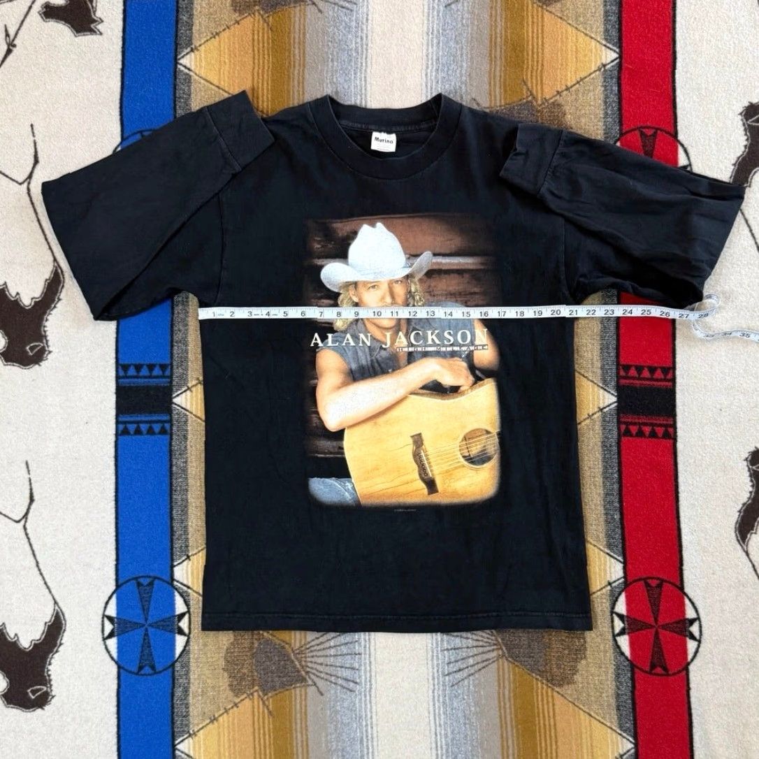 Vintage VINTAGE 1998 Alan Jackson Country Music Long Sleeve T-Shirt L Murina USA Made Baseball-Style Crew Neck Black Men 90s Band Shirt Size US L / EU 52-54 / 3 - 5 Thumbnail