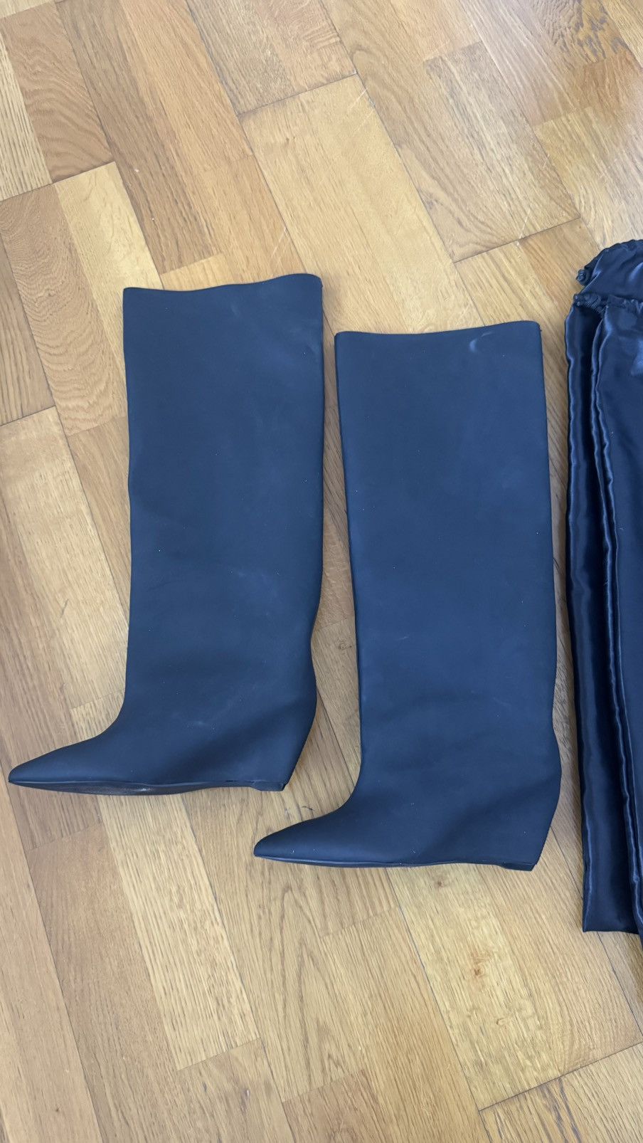 Yeezy HB-01 boots Size US 6 / IT 36 - 1 Thumbnail