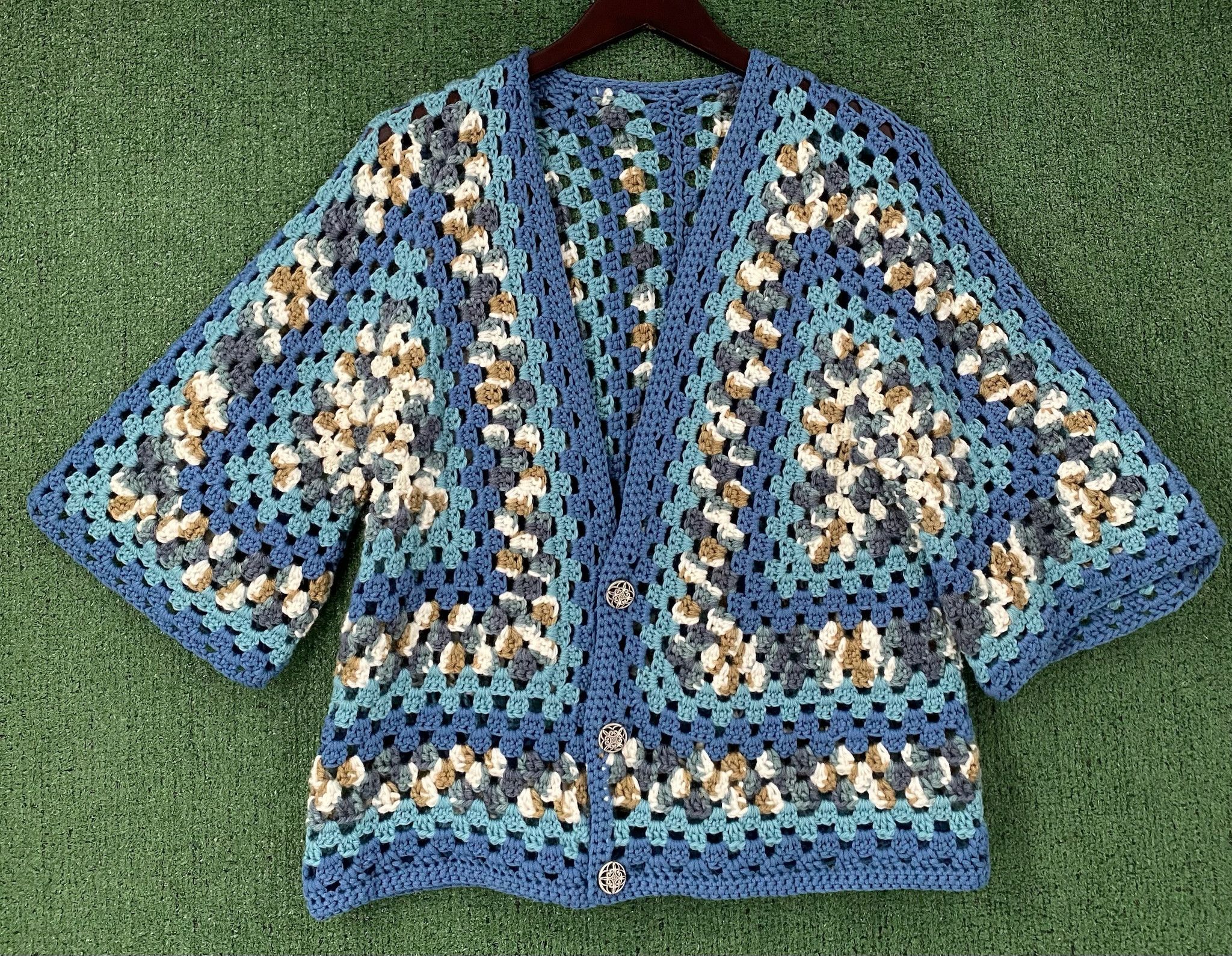 Handmade VTG Handmade Granny Square Crochet Cardigan Sweater Medium Size M / US 6-8 / IT 42-44 - 1 Thumbnail
