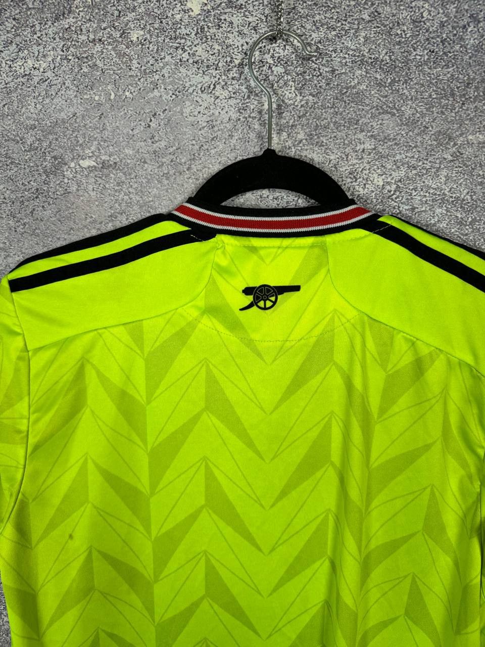 Vintage Vintage Arsenal 2021/22 Away Fan Version Soccer Jersey Size US M / EU 48-50 / 2 - 11 Thumbnail