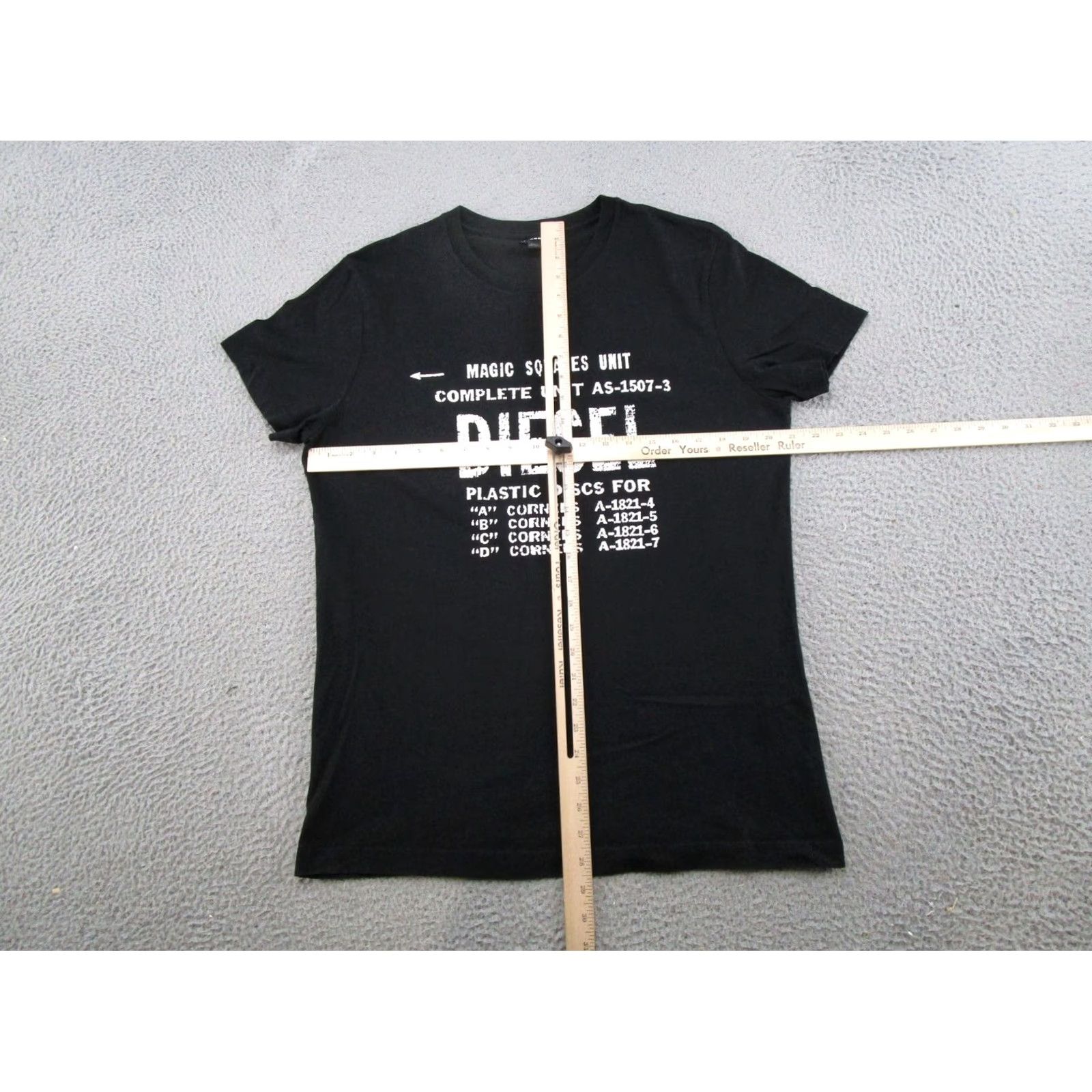 Diesel Diesel Mens T-Shirt Black XL Crew Neck Graphic Spell Out Unit Read Vintage No Size US XL / EU 56 / 4 - 7 Thumbnail