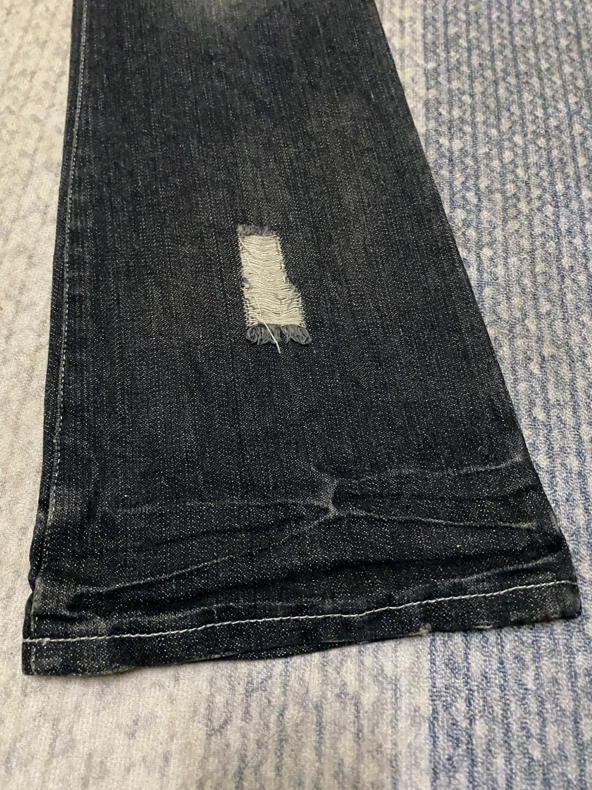 Japanese Brand HPP DOUBLE WAIST DISTRESSED STUD FLARED JEAN Size US 31 - 8 Thumbnail