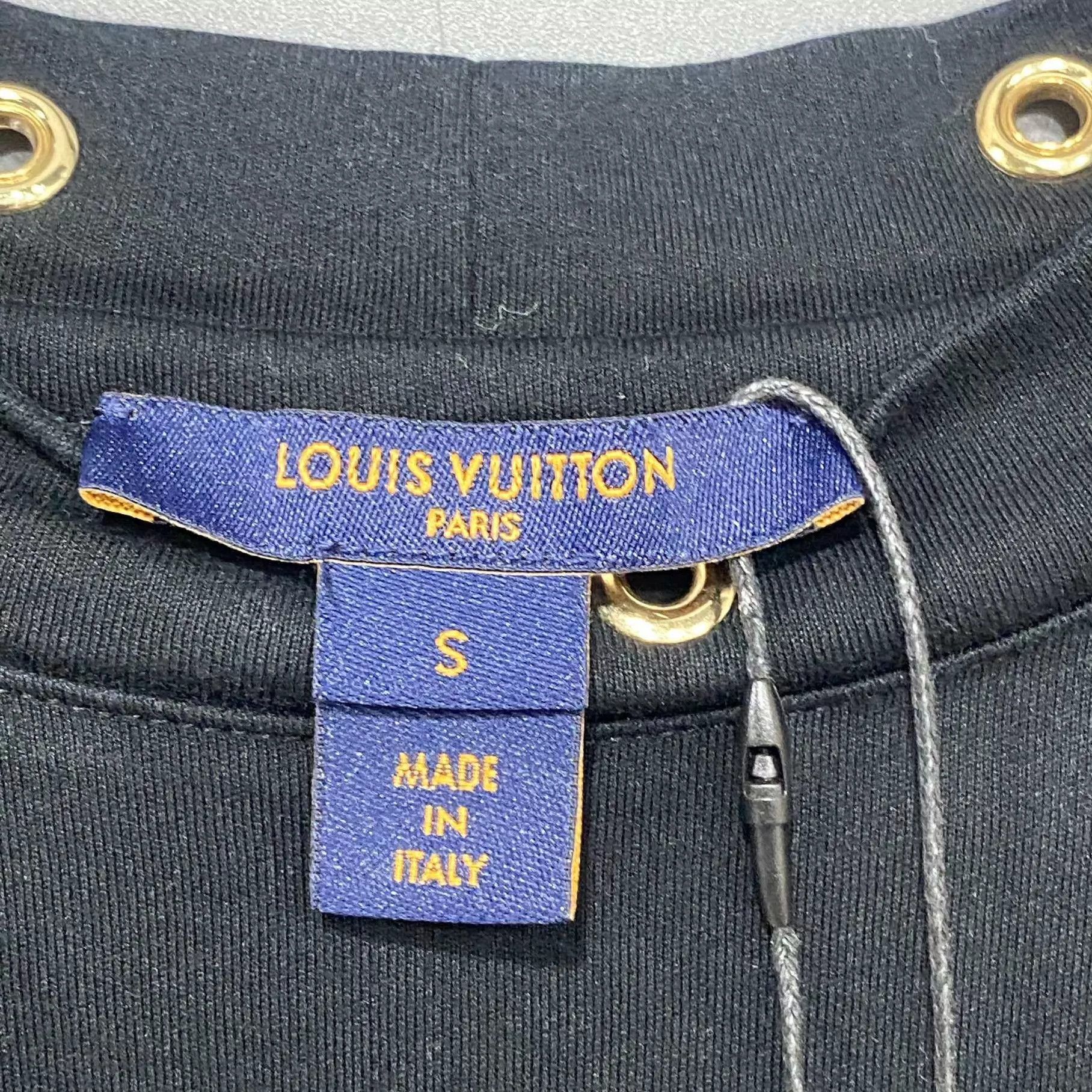 Louis Vuitton LV neck metal logo short-sleeve tee S Size S / US 4 / IT 40 - 5 Thumbnail