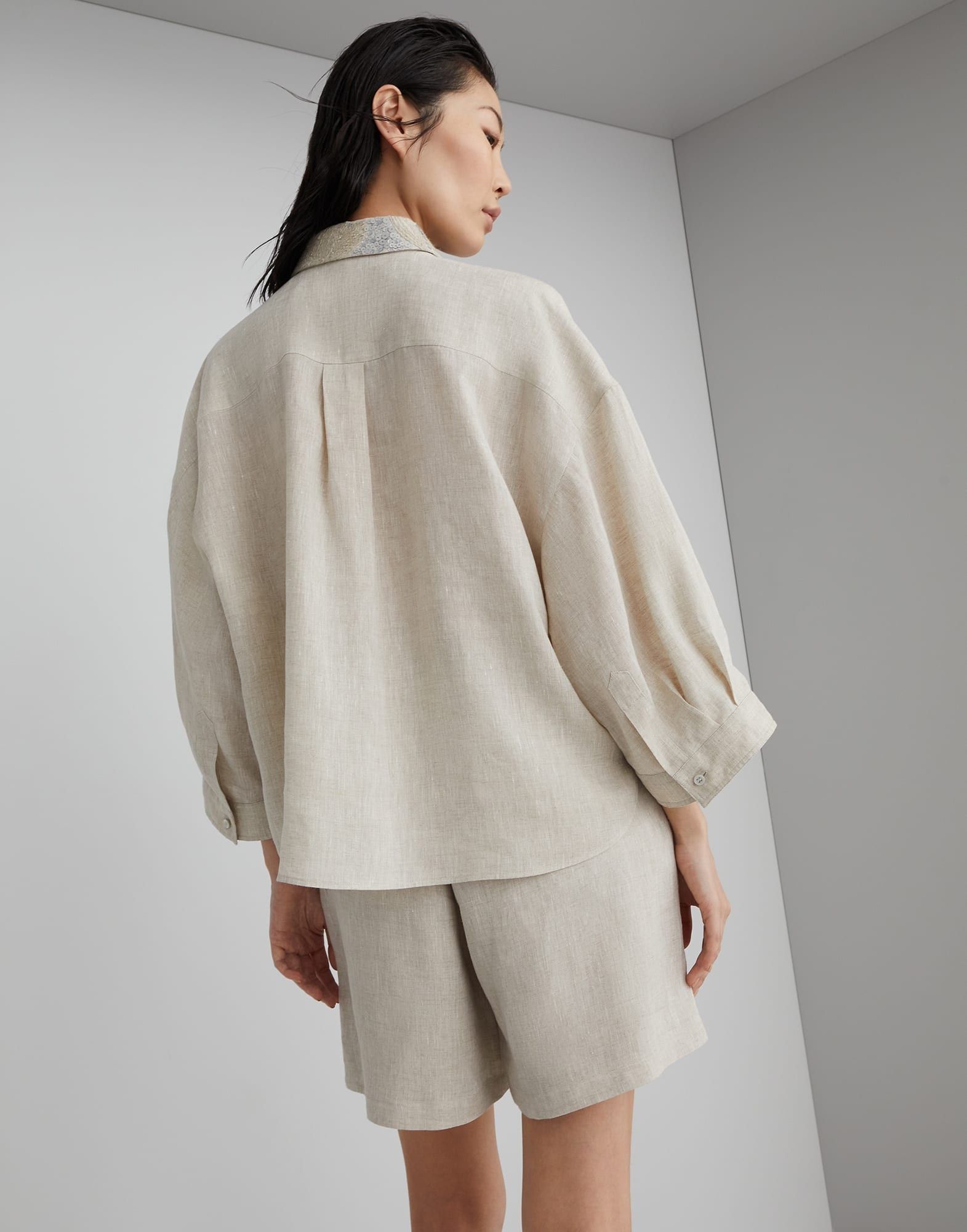 Brunello Cucinelli o1w1db10825 Blouse in Light Beige Size S / US 4 / IT 40 - 2 Thumbnail