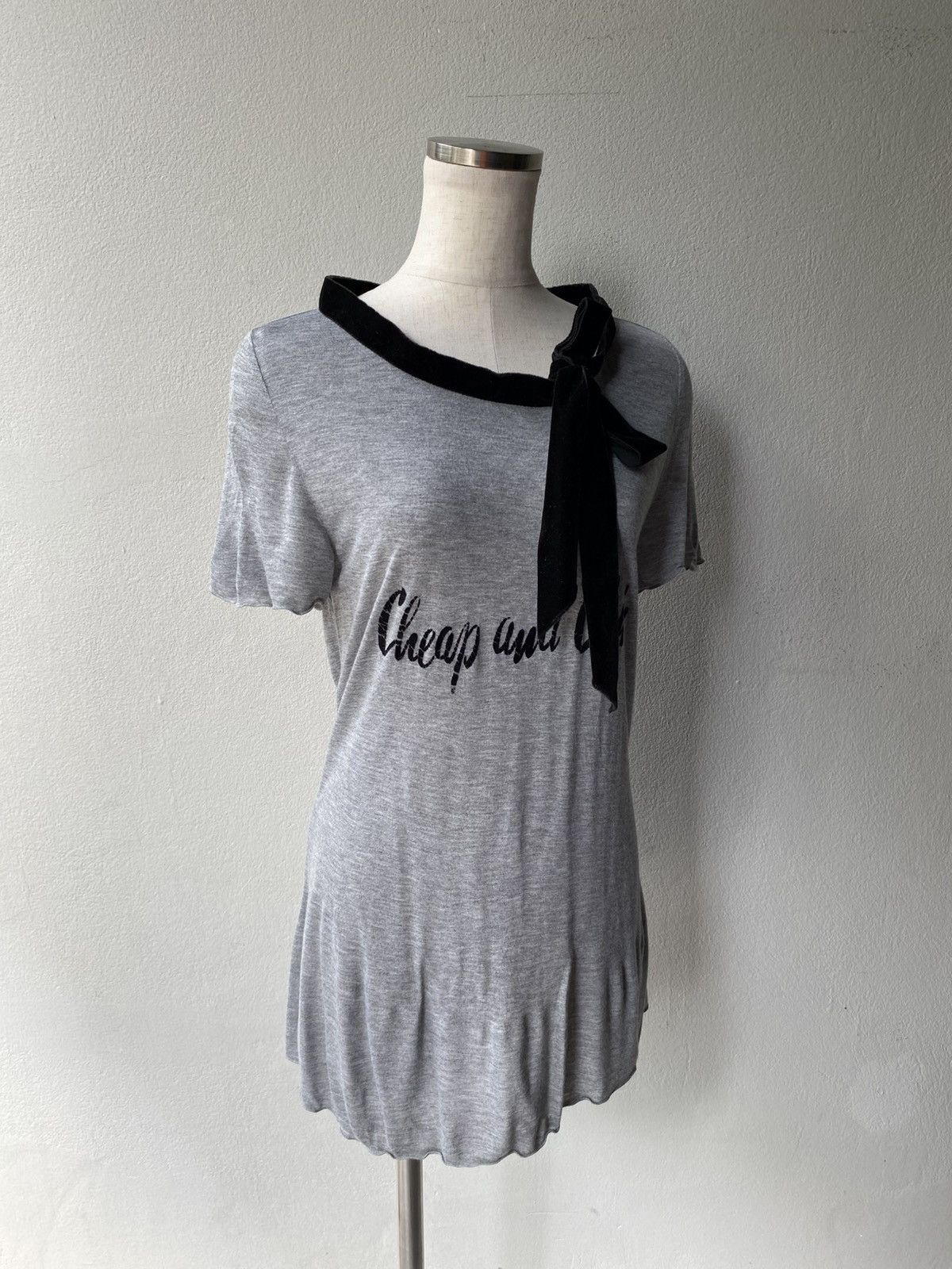 Moschino MOSCHINO Grey Velvet T-Shirt with Black Logo Print. Size ONE SIZE - 13 Thumbnail