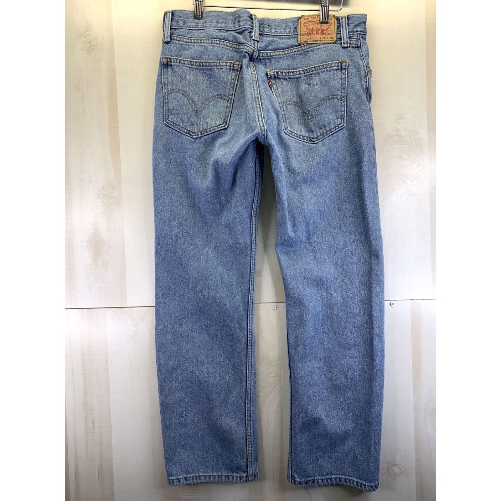 Levi's VINTAGE Levi’s Jeans Men 505 34x30 Blue Denim 5-Pocket Straight Size US 34 / EU 50 - 6 Thumbnail