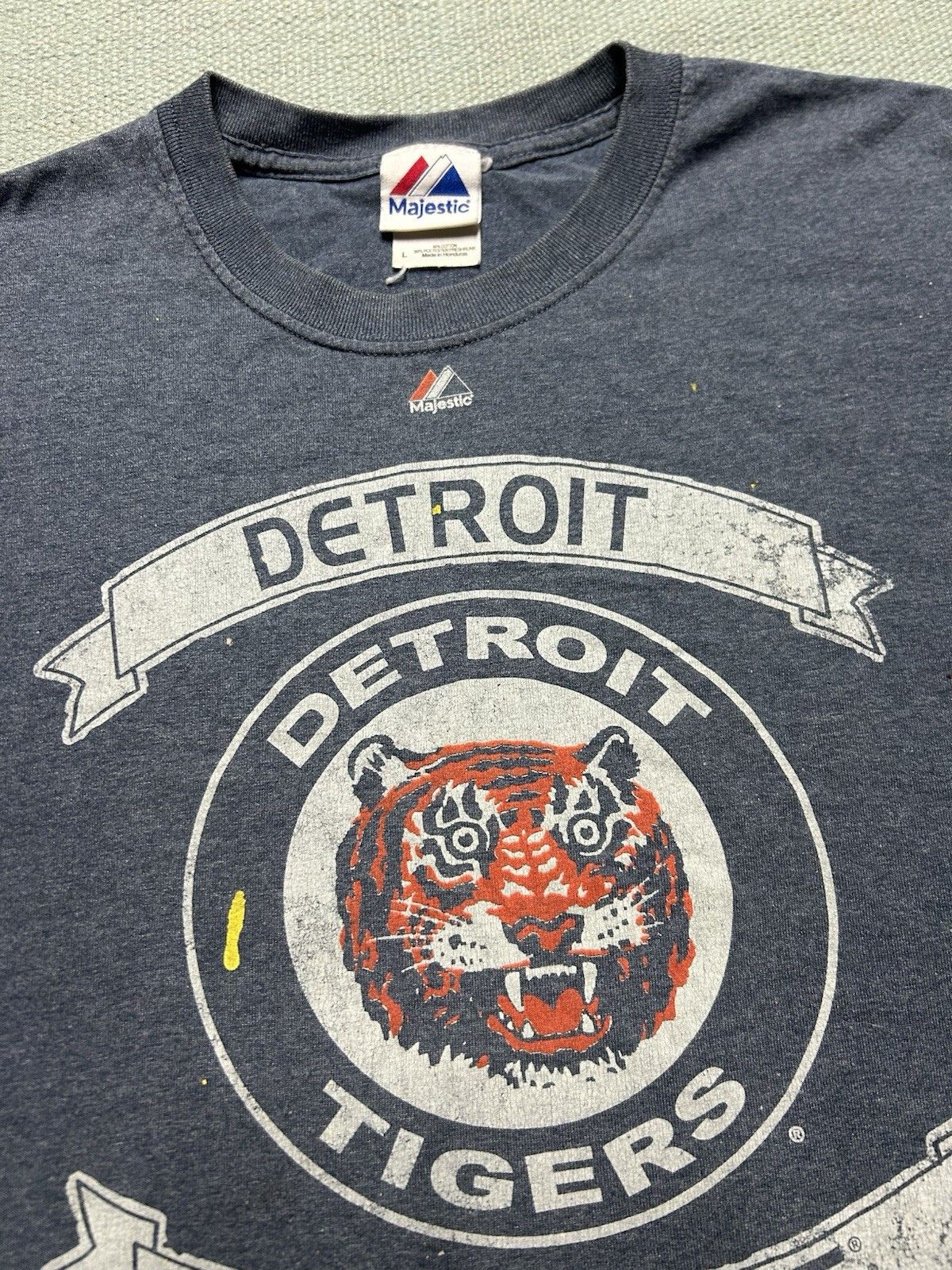 Vintage Vintage t shirt Detroit tigers MLB baseball paint grunge L Size US L / EU 52-54 / 3 - 5 Thumbnail