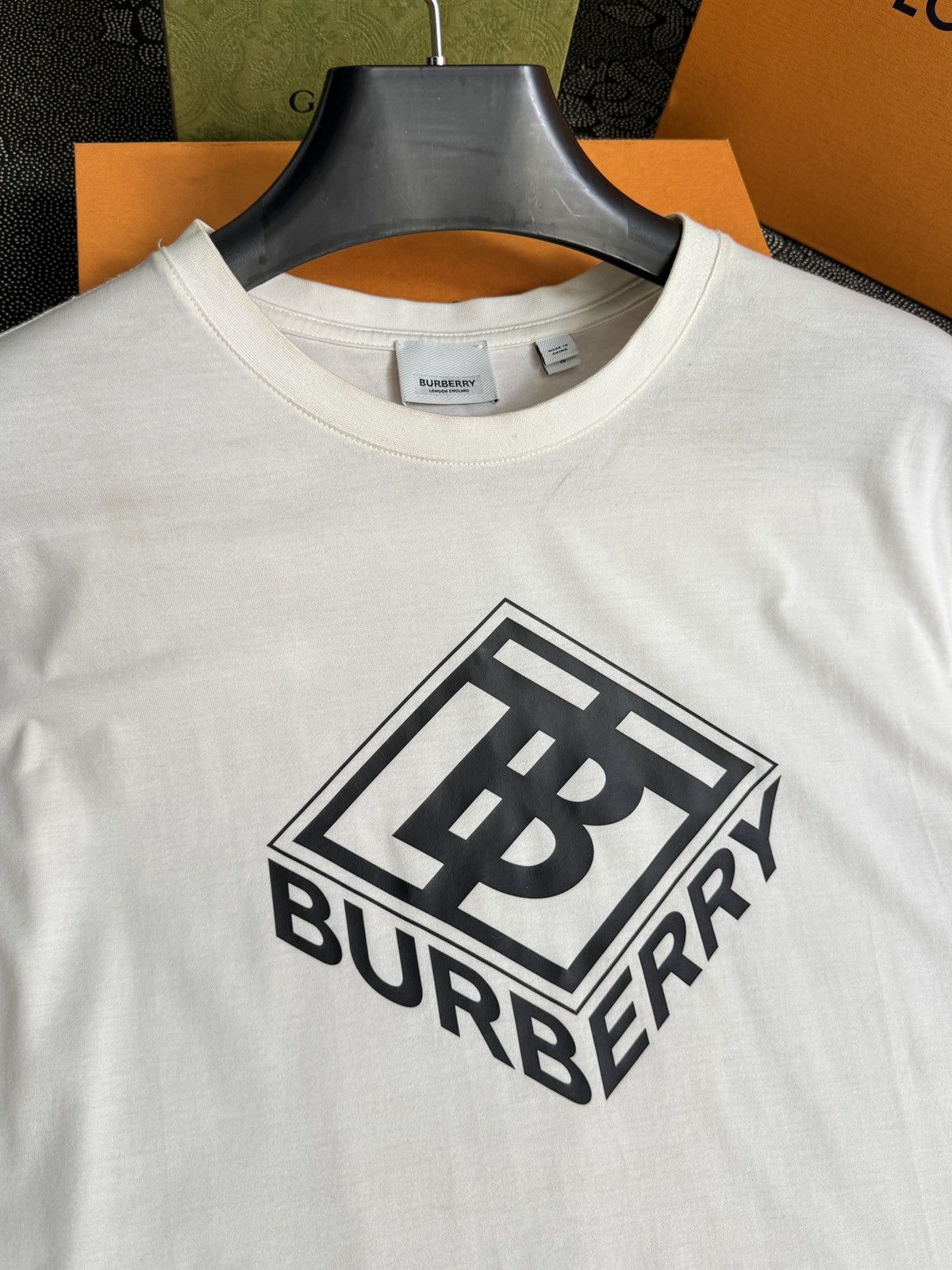 Burberry BURBERRY T SHIRT Size US M / EU 48-50 / 2 - 2 Thumbnail