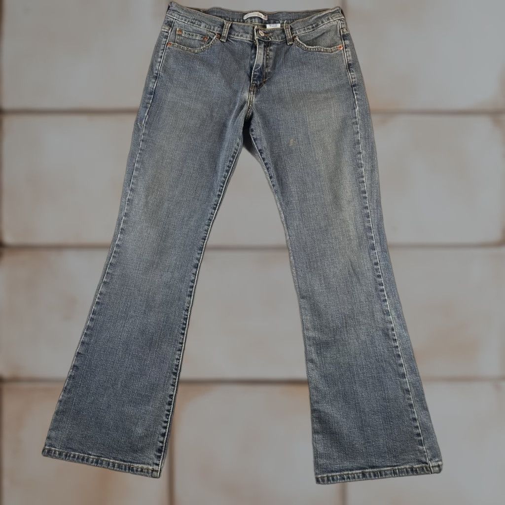 Levi's VINTAGE Levi's 515 Jeans Women 10 M 32x30 Blue Bootcut 5-Pocket Denim 100% Cotton Regular Cowboy USA Men? Size 32" / US 10 / IT 46 - 1 Thumbnail