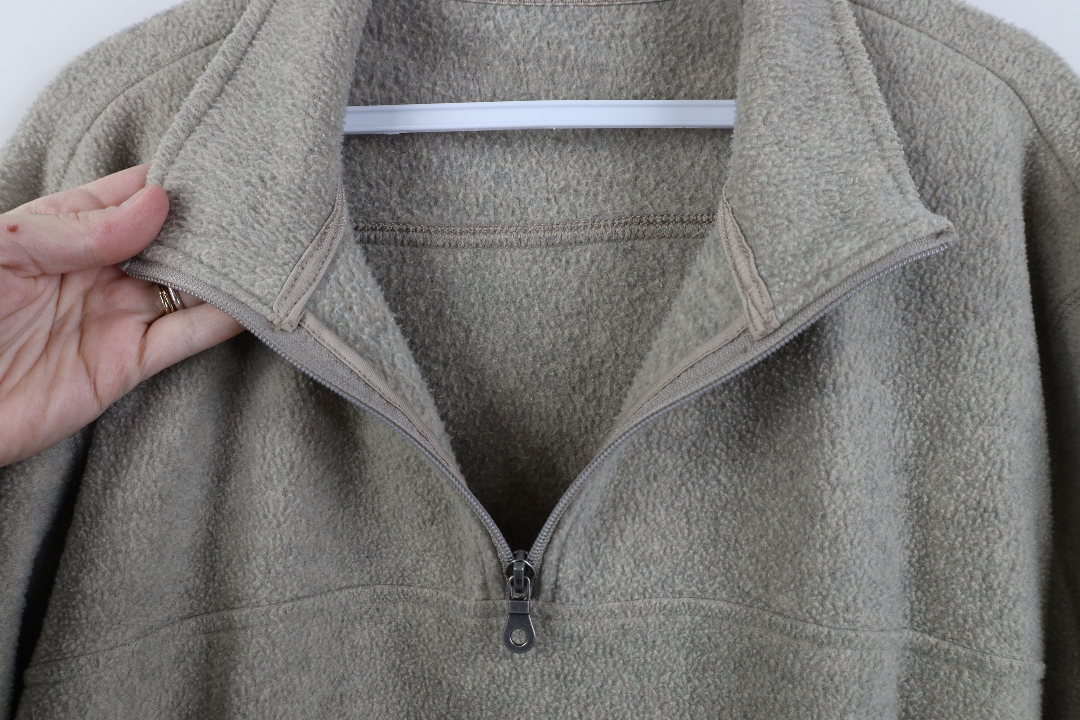 Vintage Vintage 90s Streetwear 1/4 Half Zip Fleece Pullover Sweater Size US XL / EU 56 / 4 - 4 Thumbnail