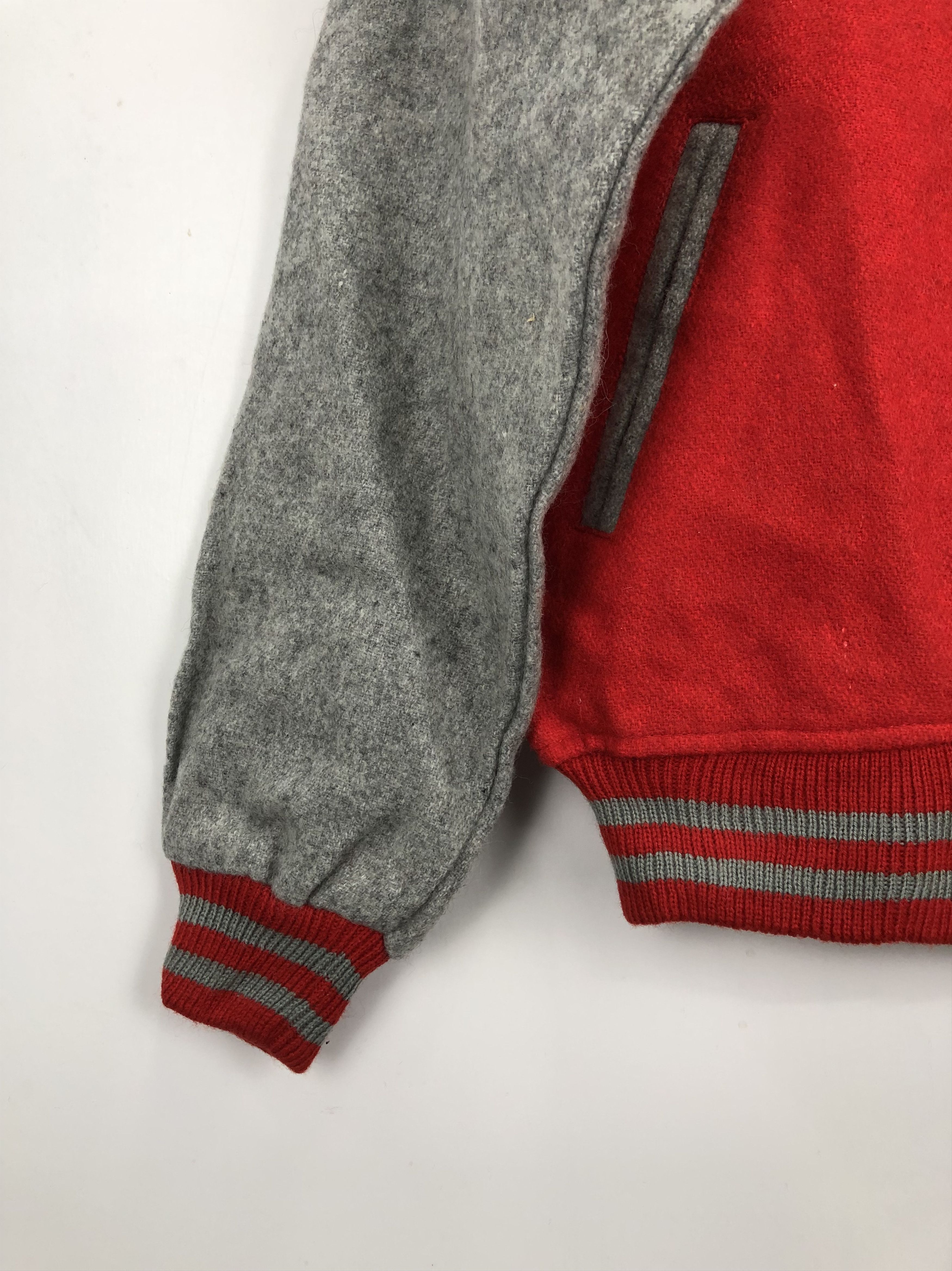 Japanese Brand Vintage Japanese Brand Wool Red Varsity Jacket V0331 Size US M / EU 48-50 / 2 - 4 Thumbnail