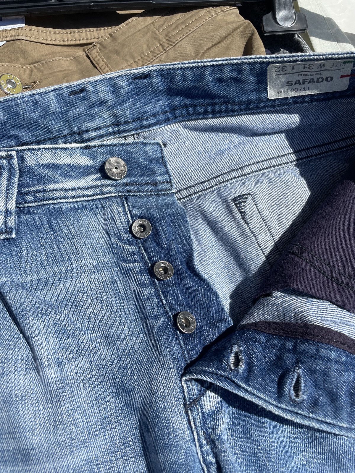 Diesel Men’s DIESEL SAFADO DISTRESSED DENIM BLUE JEANS SIZE 31/32 Size US 31 - 11 Thumbnail