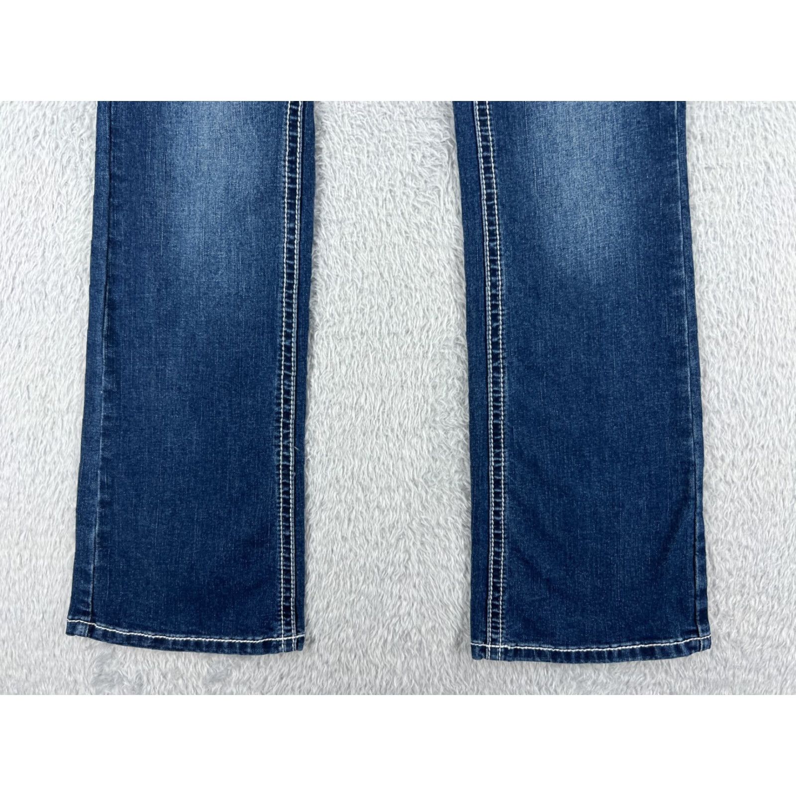 Grace in LA Grace In LA Jeans Womens 5 Blue Denim Low Rise Bling Embellished Cotton Blend Flared 5-Pocket Design Jeans Womens Size 27" / US 4 / IT 40 - 2 Thumbnail