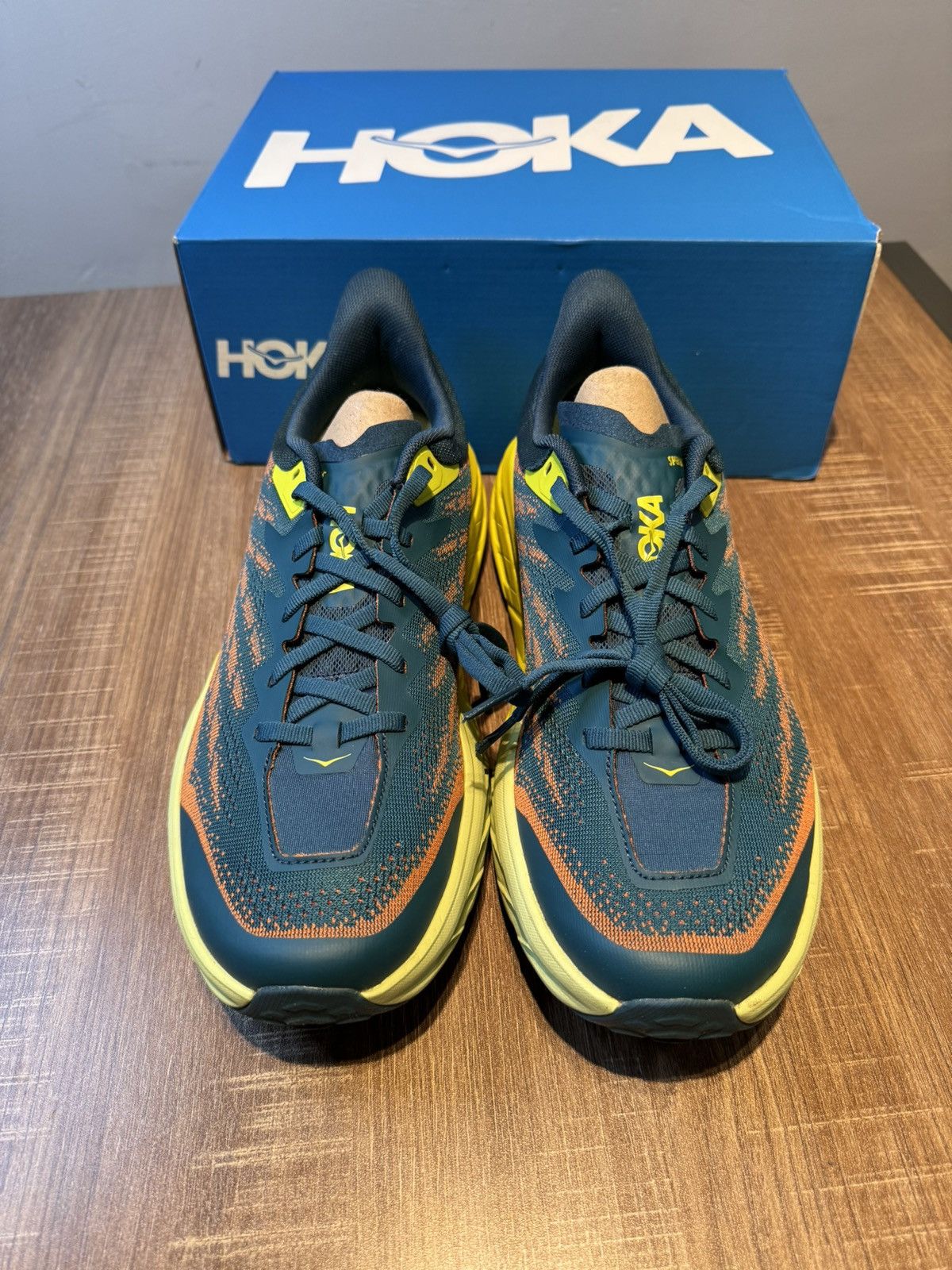 Hoka Hoka Men's Speedgoat 5 Running Blue Coral Primrose 10.5 NEW Size US 10.5 / EU 43-44 - 3 Thumbnail