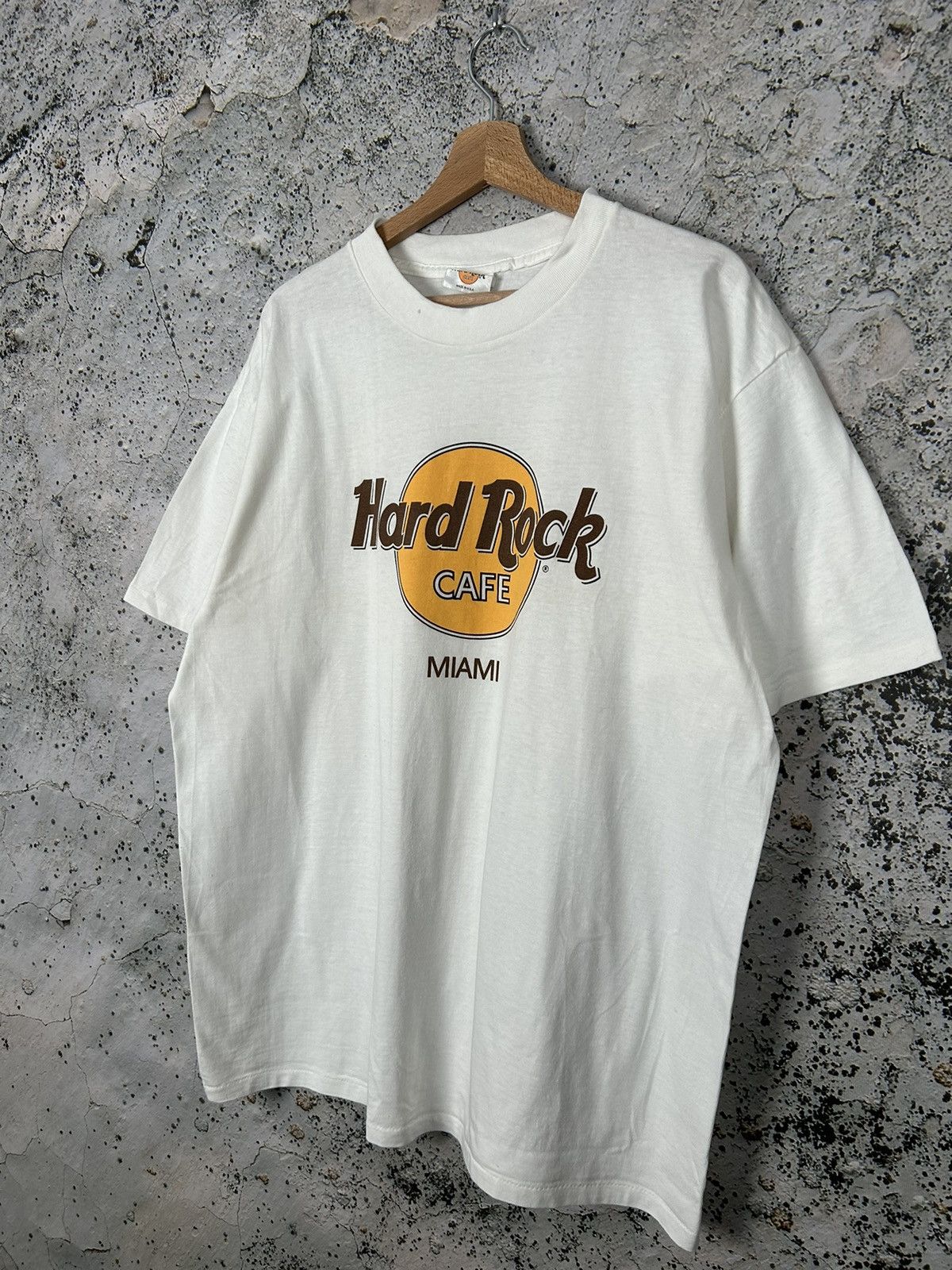 Hard Rock Cafe × Vintage Vintage Hard Rock Cafe Miami Single Stitch 90s Tee Size US XL / EU 56 / 4 - 2 Thumbnail