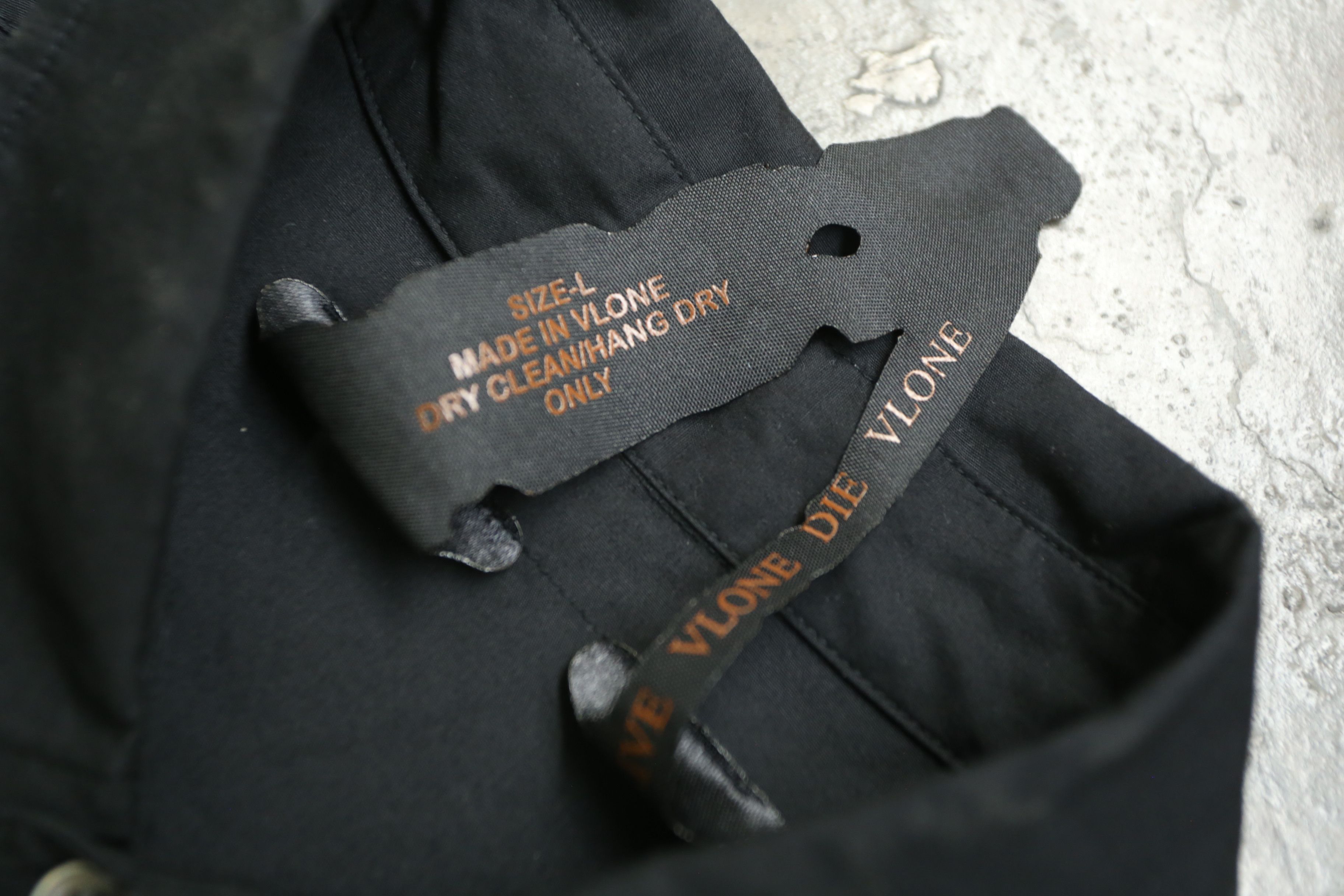 Vlone Vlone - S/S 18 - S/S Scarface Shirt Size US L / EU 52-54 / 3 - 5 Thumbnail