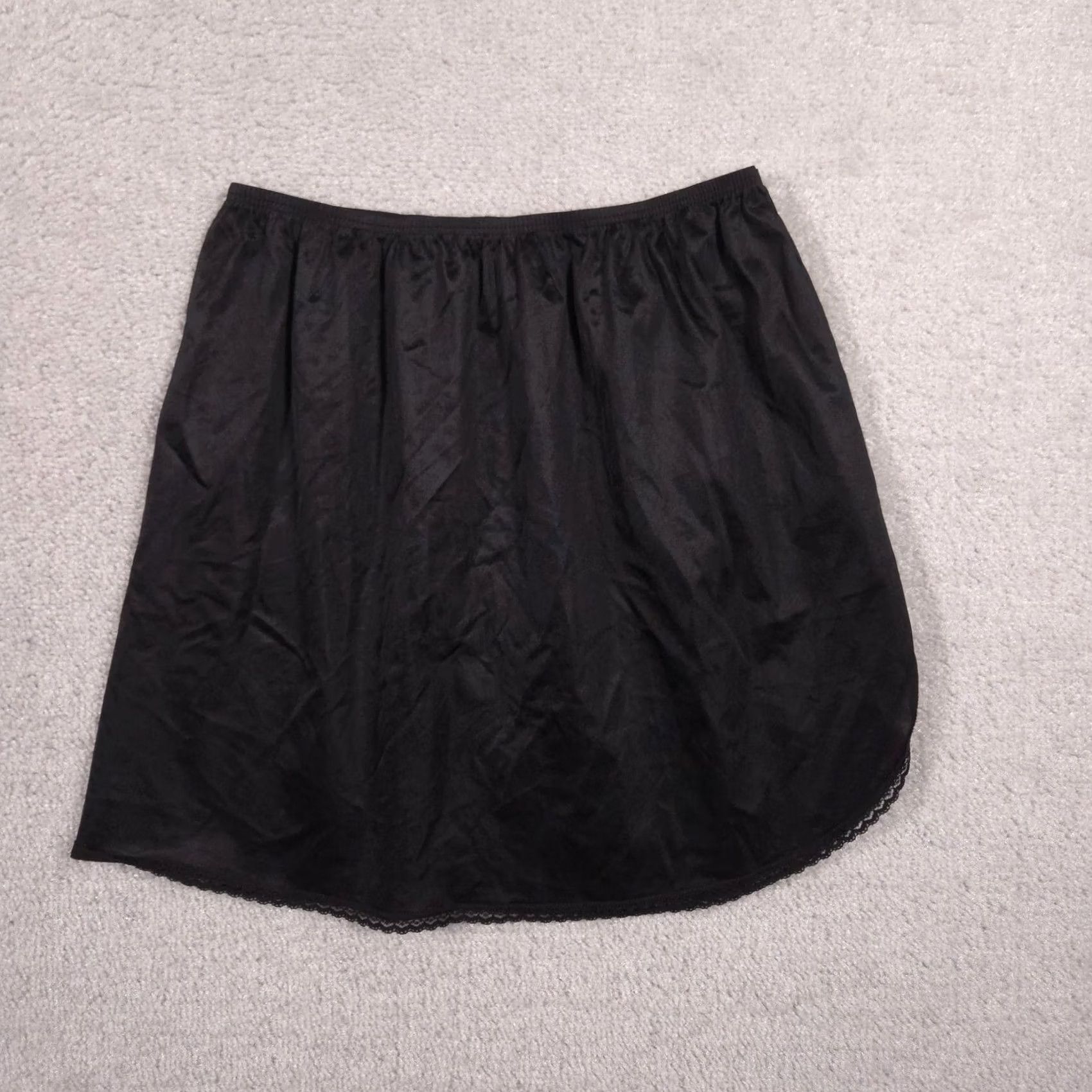 Vintage VINTAGE Vanity Fair Half Slip Skirt Womens M Black Nylon Satin Lace Hem Lingerie Size 32" / US 10 / IT 46 - 2 Thumbnail