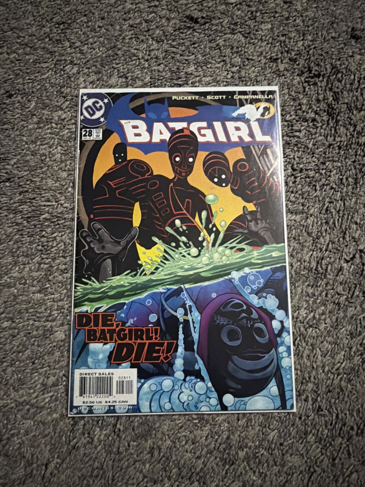 DC Comics 2002 DC Comics Batgirl #28 Die, Batgirl! Die! Comic Book Size ONE SIZE - 1 Thumbnail