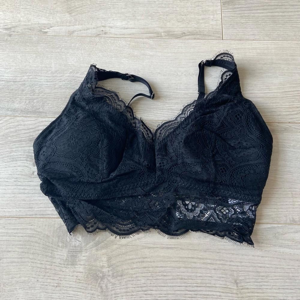 Designer Gilly Hicks Black Lace Padded Longline Bralette Size ONE SIZE - 1 Thumbnail