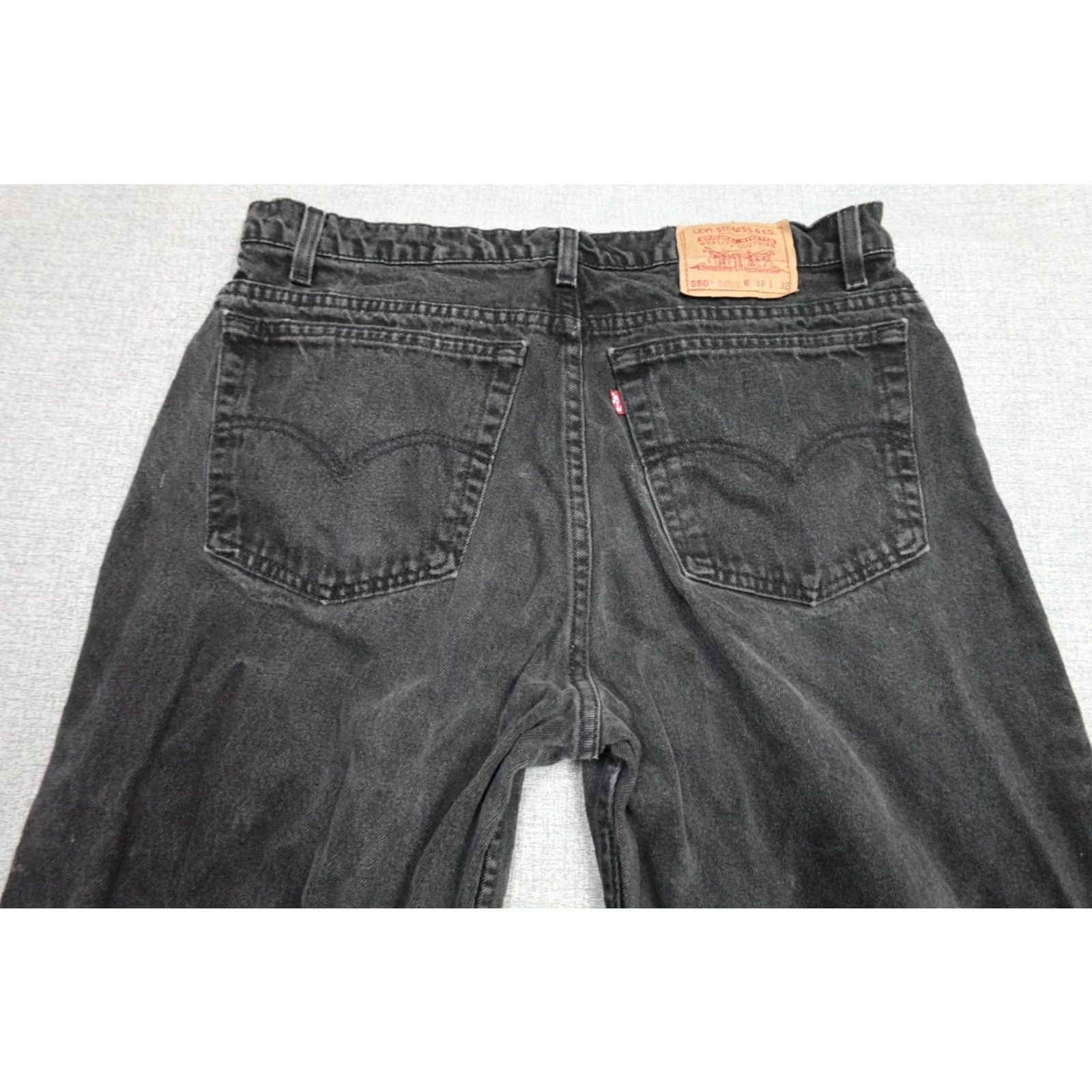 Levi's Levi's 550 Jeans Men's Black Dark Wash Relaxed Straight 38x32 Denim Cotton USA Made West Punch Belt Loops 5-Pocket Size US 38 / EU 54 - 6 Thumbnail