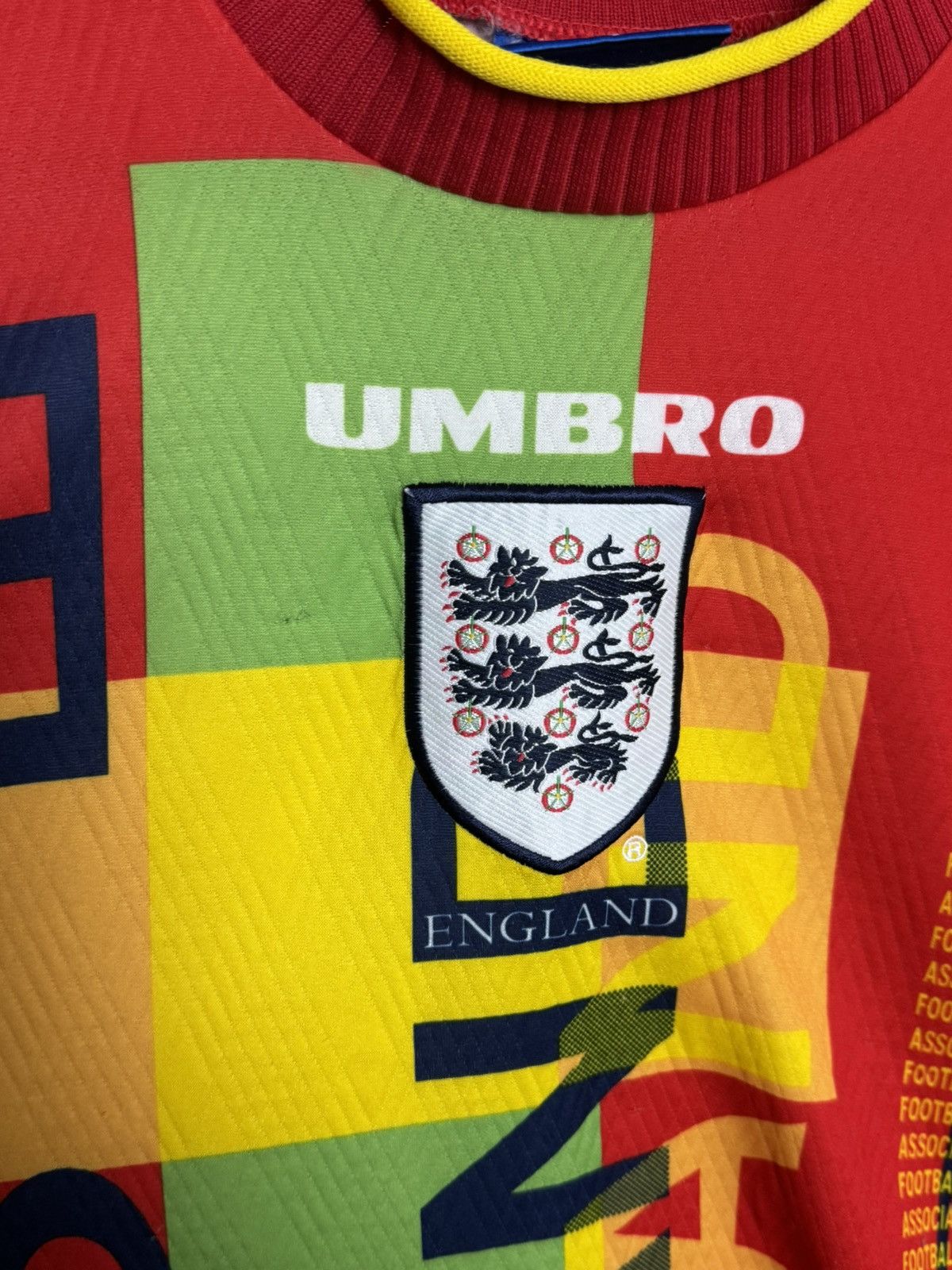 Umbro England National Team 95/96 Goalkeeper Football Jersey Size US L / EU 52-54 / 3 - 3 Thumbnail