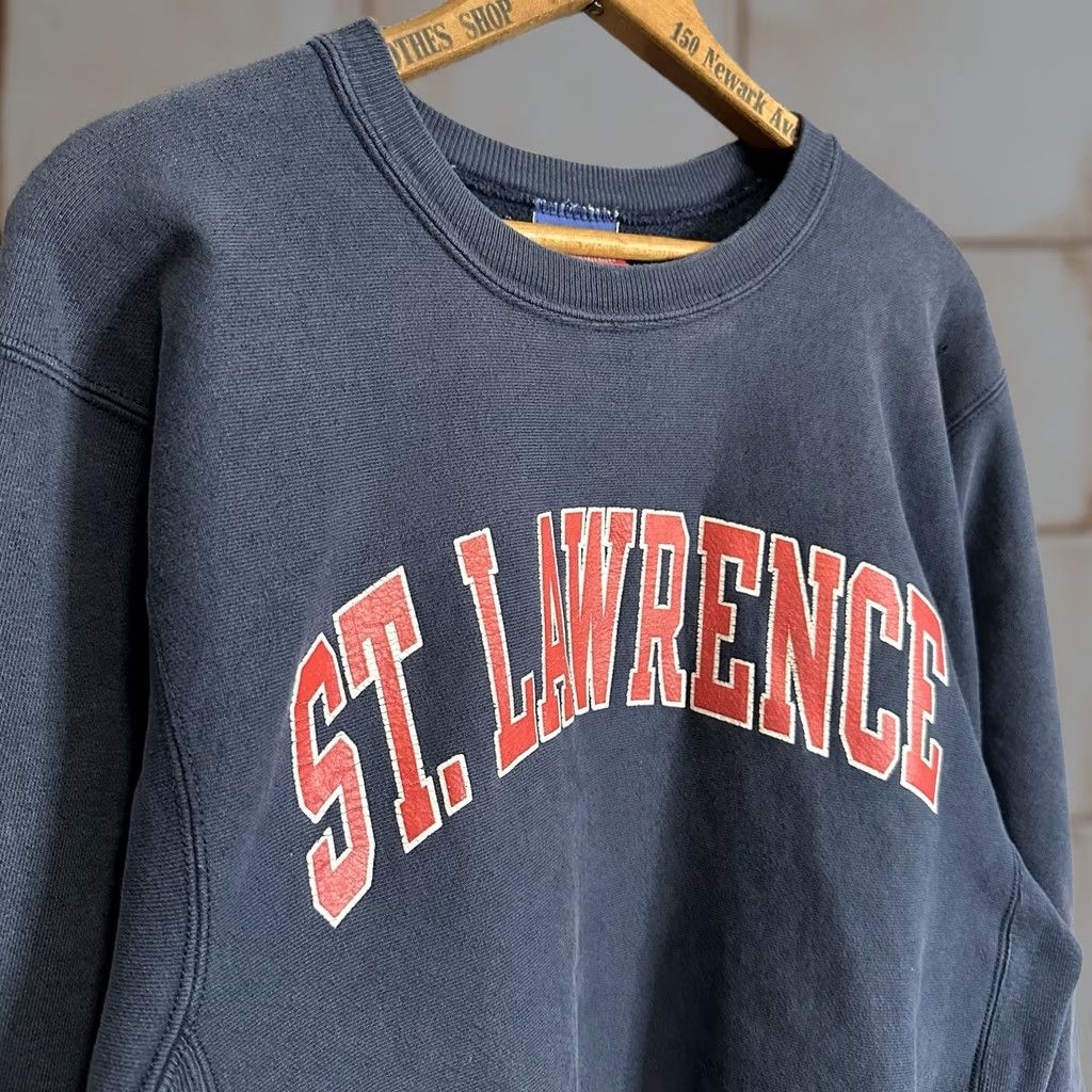Champion VINTAGE Champion Reverse Weave Sweatshirt St. Lawrence Blue Small Men Crew Neck Long Sleeve Reversible Distressed Y2K Size US S / EU 44-46 / 1 - 1 Thumbnail