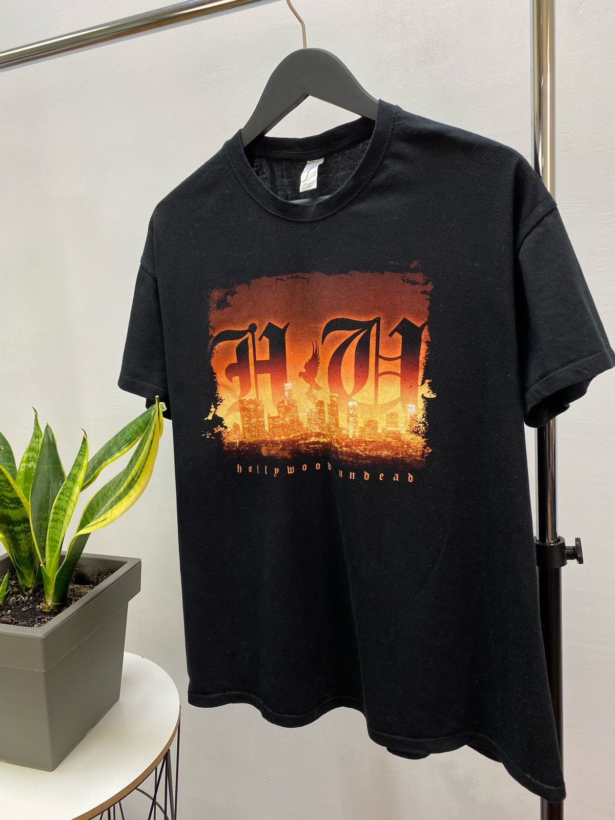 Band Tees × Vintage VINTAGE Y2K HOLLYWOOD UNDEAD TEE Size US L / EU 52-54 / 3 - 2 Thumbnail