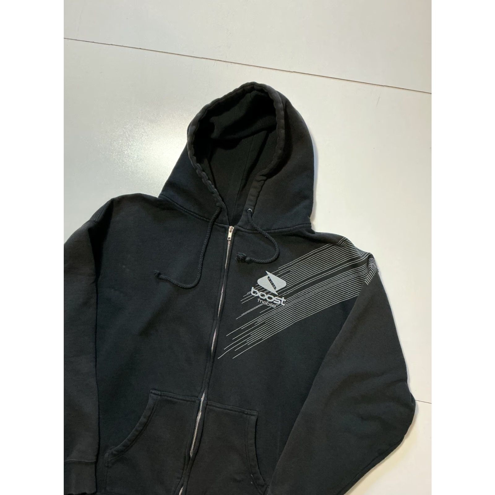 Vintage VINTAGE Boost Independent Trading Company Zip Black Logo Hoodie XL Mens Size US XL / EU 56 / 4 - 3 Thumbnail