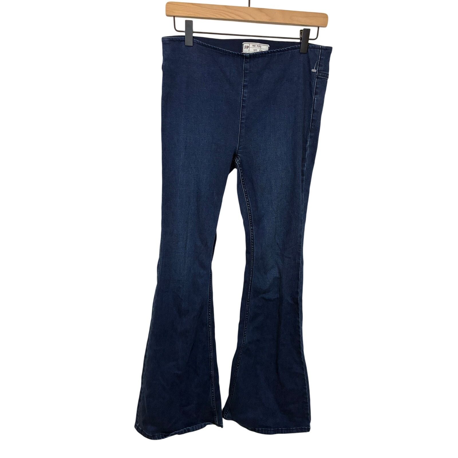 Free People We The Free Penny Pull-On Flare Jeans Ranch Country 28 Size 28" / US 6 / IT 42 - 3 Thumbnail