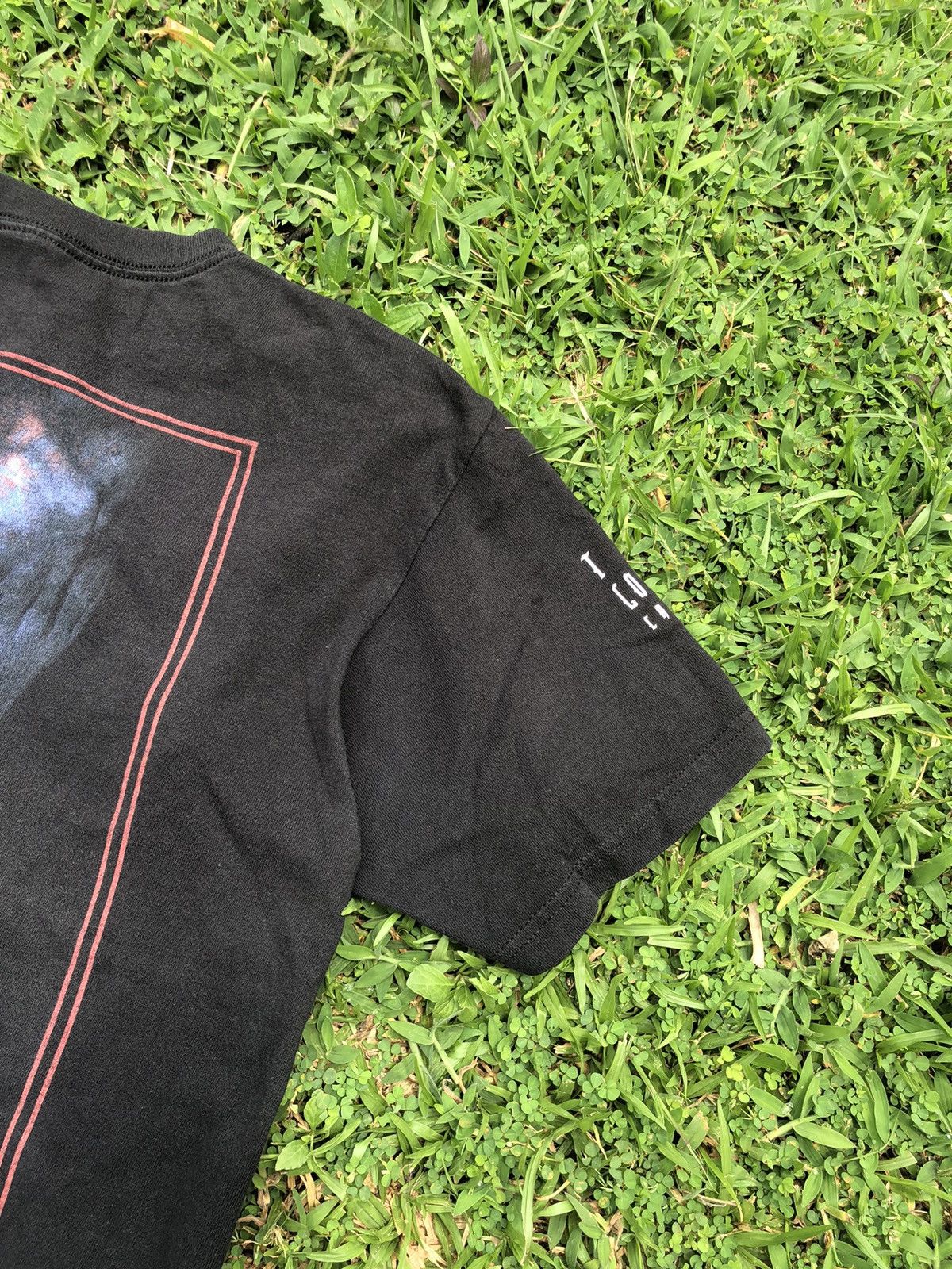 Band Tees Vintage Y2K Sunfaded Tool Los Angeles Tour Tshirt Size US L / EU 52-54 / 3 - 6 Thumbnail