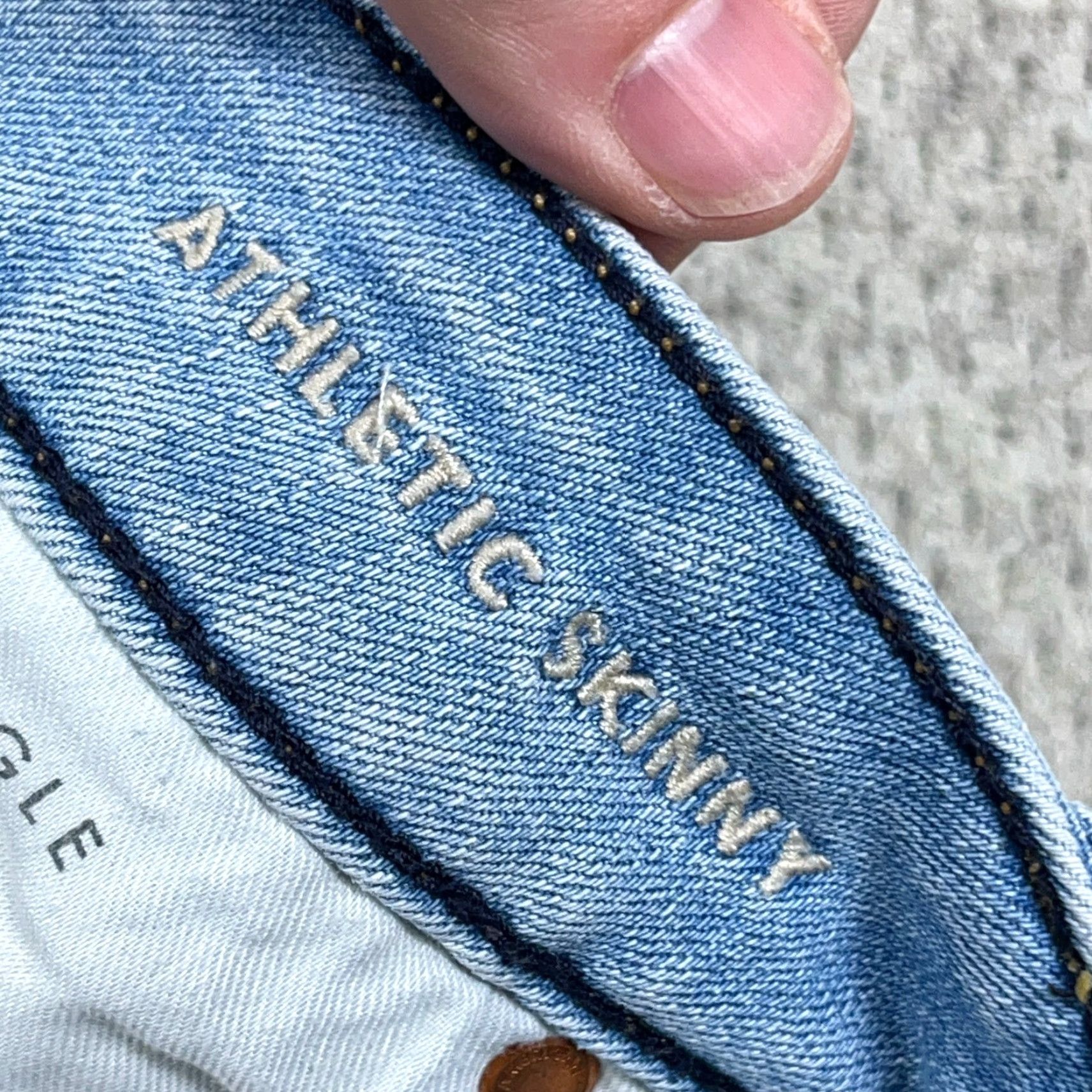 American Eagle Outfitters American Eagle Outfitters Jeans Men 30x34 Athletic Skinny Light Wash Distressed 5-Pocket Denim Blue(Size 30) Mens Size US 30 / EU 46 - 3 Thumbnail