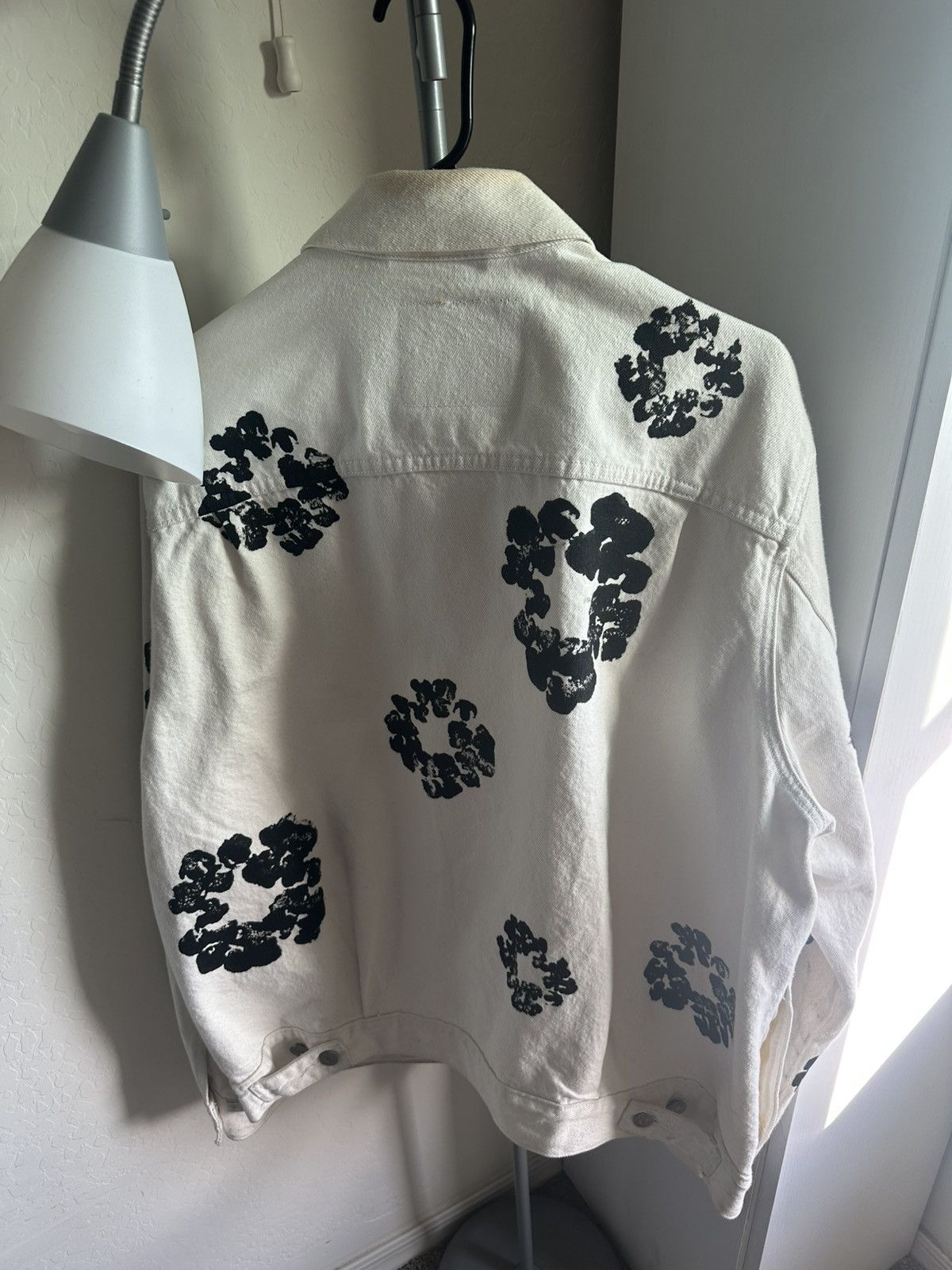 DENIM TEARS Denim Tears Jean Jacket White and Black Size US L / EU 52-54 / 3 - 2 Thumbnail